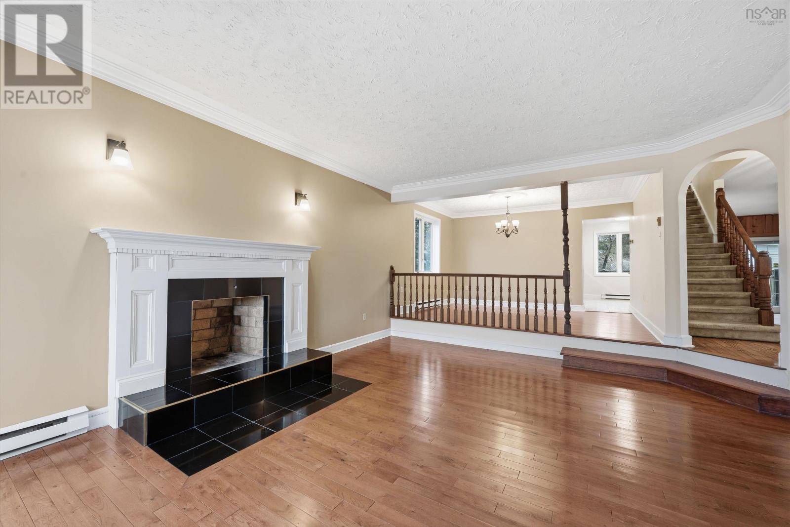 24 The Horseshoe, Dartmouth, Nova Scotia  B2Y 4E5 - Photo 4 - 202606784