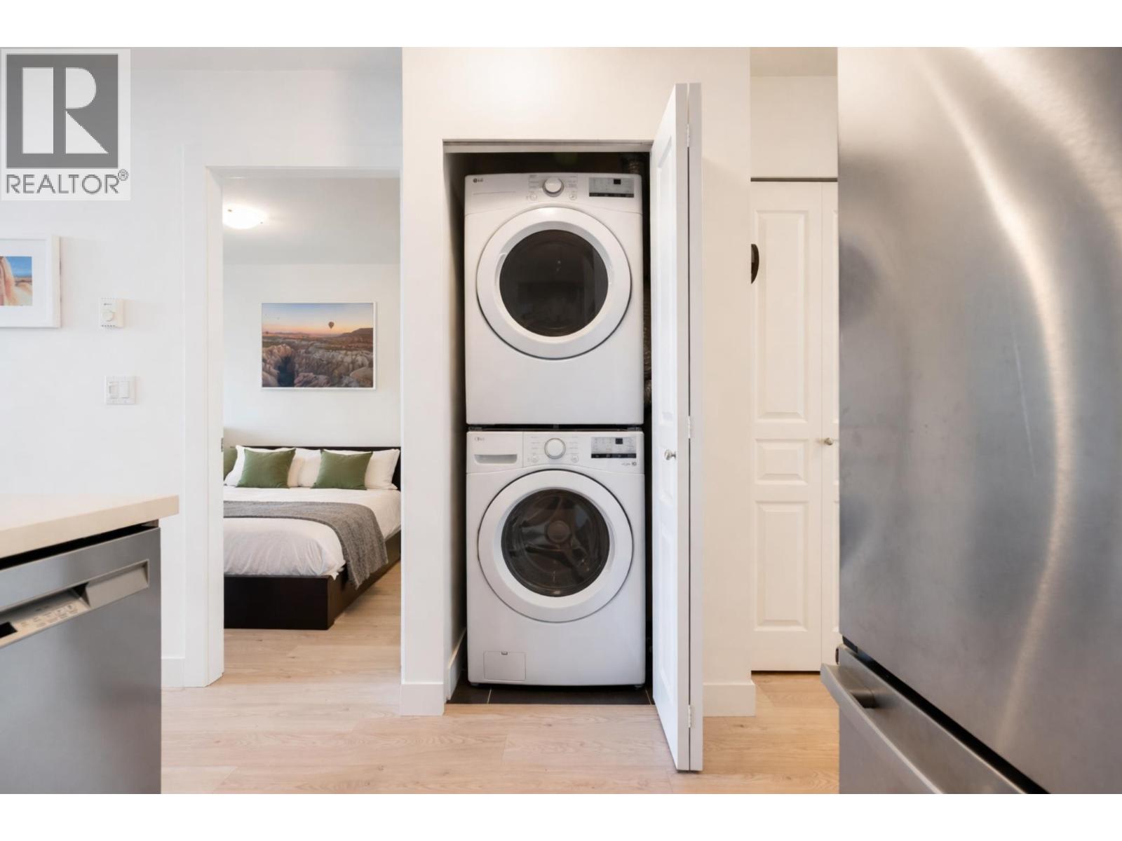 404 738 E 29th Avenue, Vancouver, British Columbia V5V 0B6 - Photo 5 - R3108234