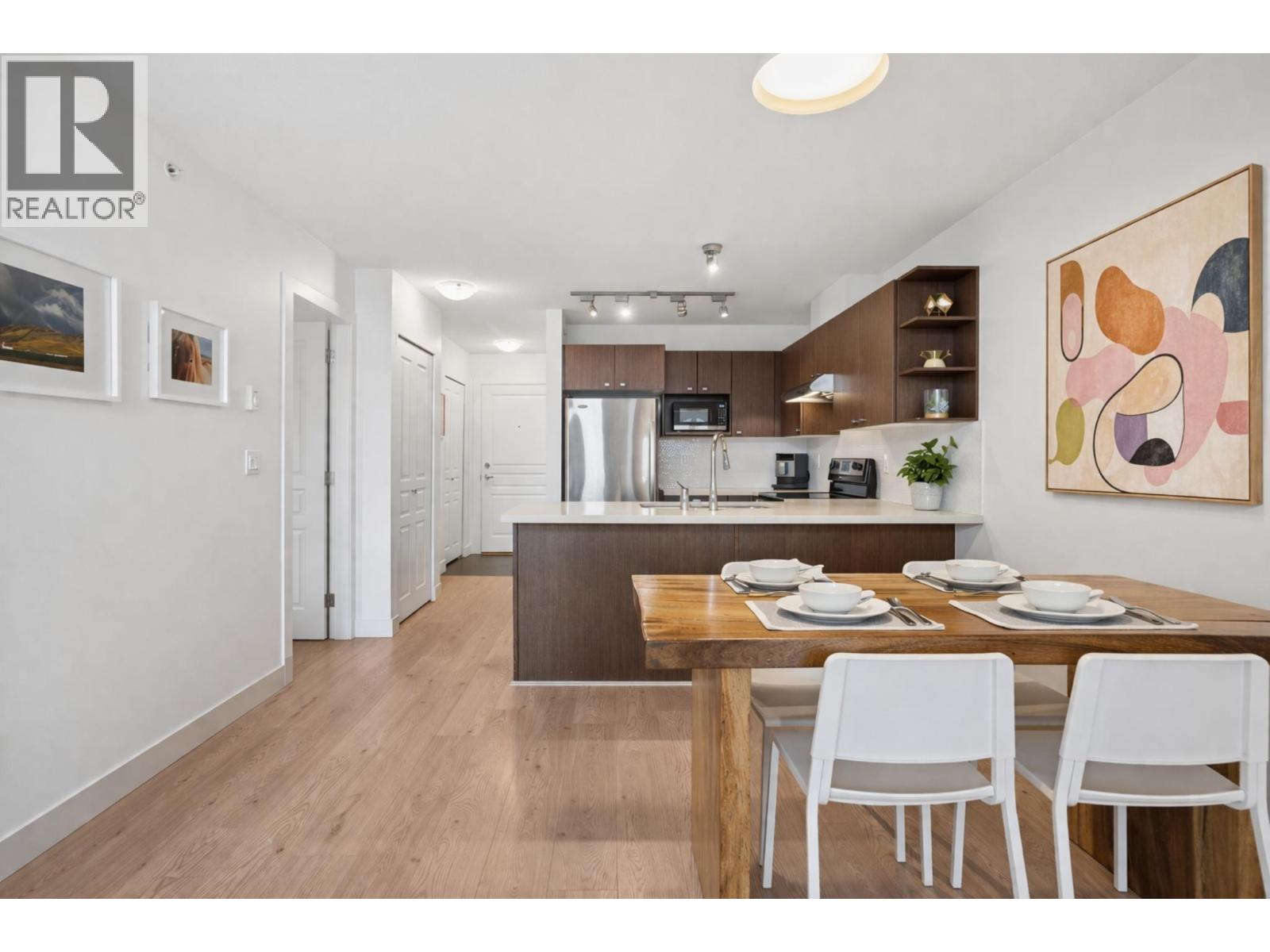 404 738 E 29th Avenue, Vancouver, British Columbia V5V 0B6 - Photo 3 - R3108234