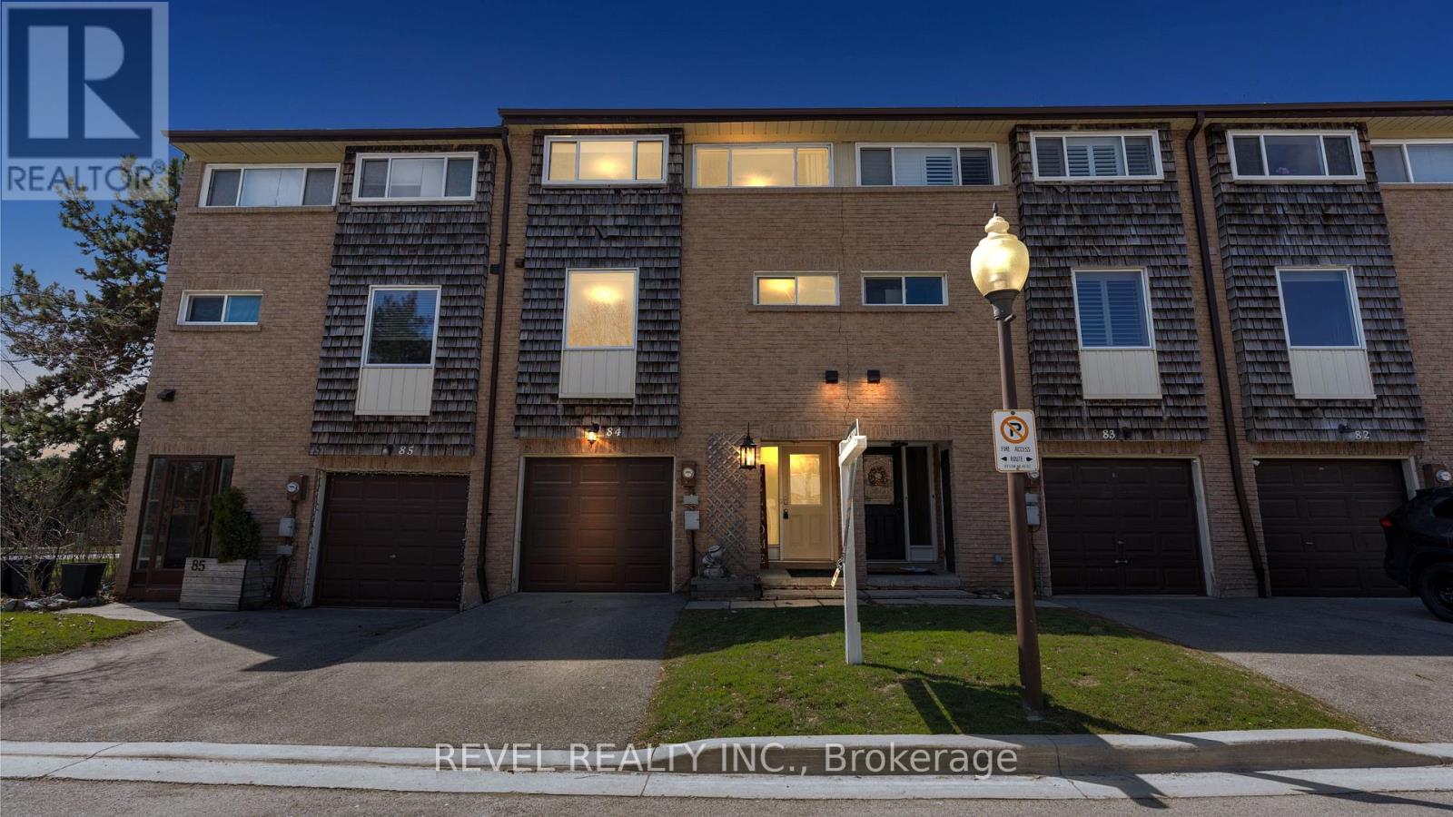 84 - 661 Childs Drive, Milton, Ontario  L9T 3V7 - Photo 1 - W12975822