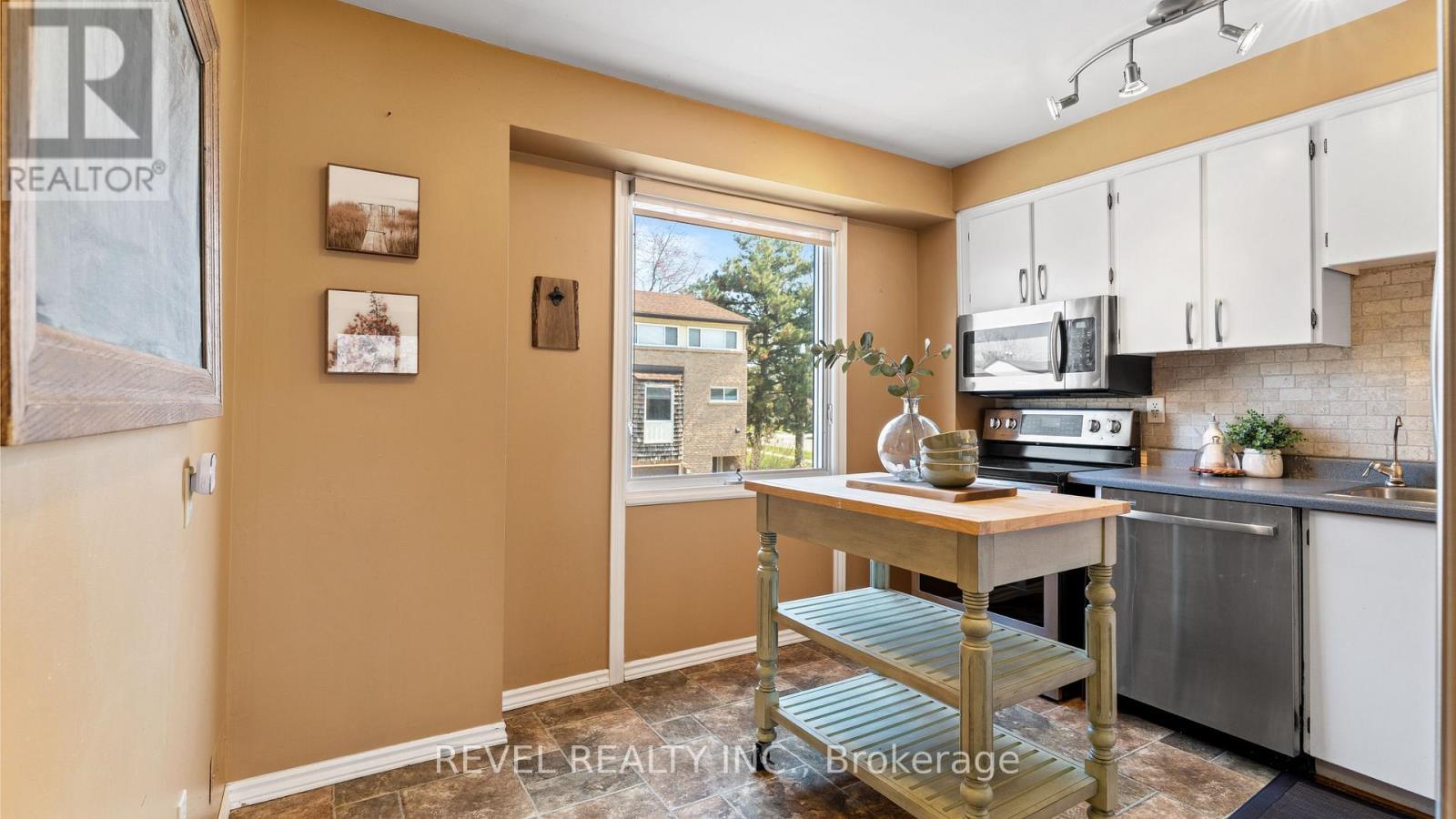 84 - 661 Childs Drive, Milton, Ontario  L9T 3V7 - Photo 9 - W12975822