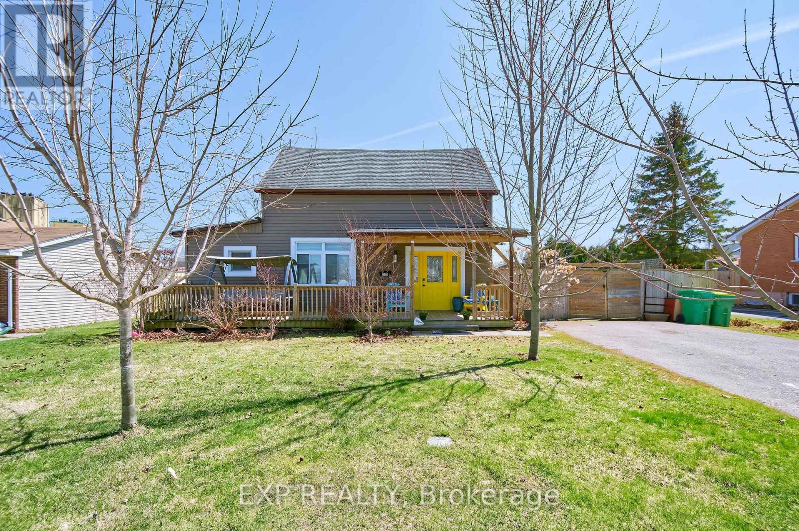 203 MCKELLAR STREET, Southwest Middlesex, Ontario