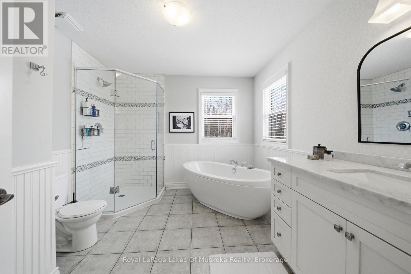 2029 Elana Drive, Severn, Ontario  L3V 0C1 - Photo 24 - S12975916