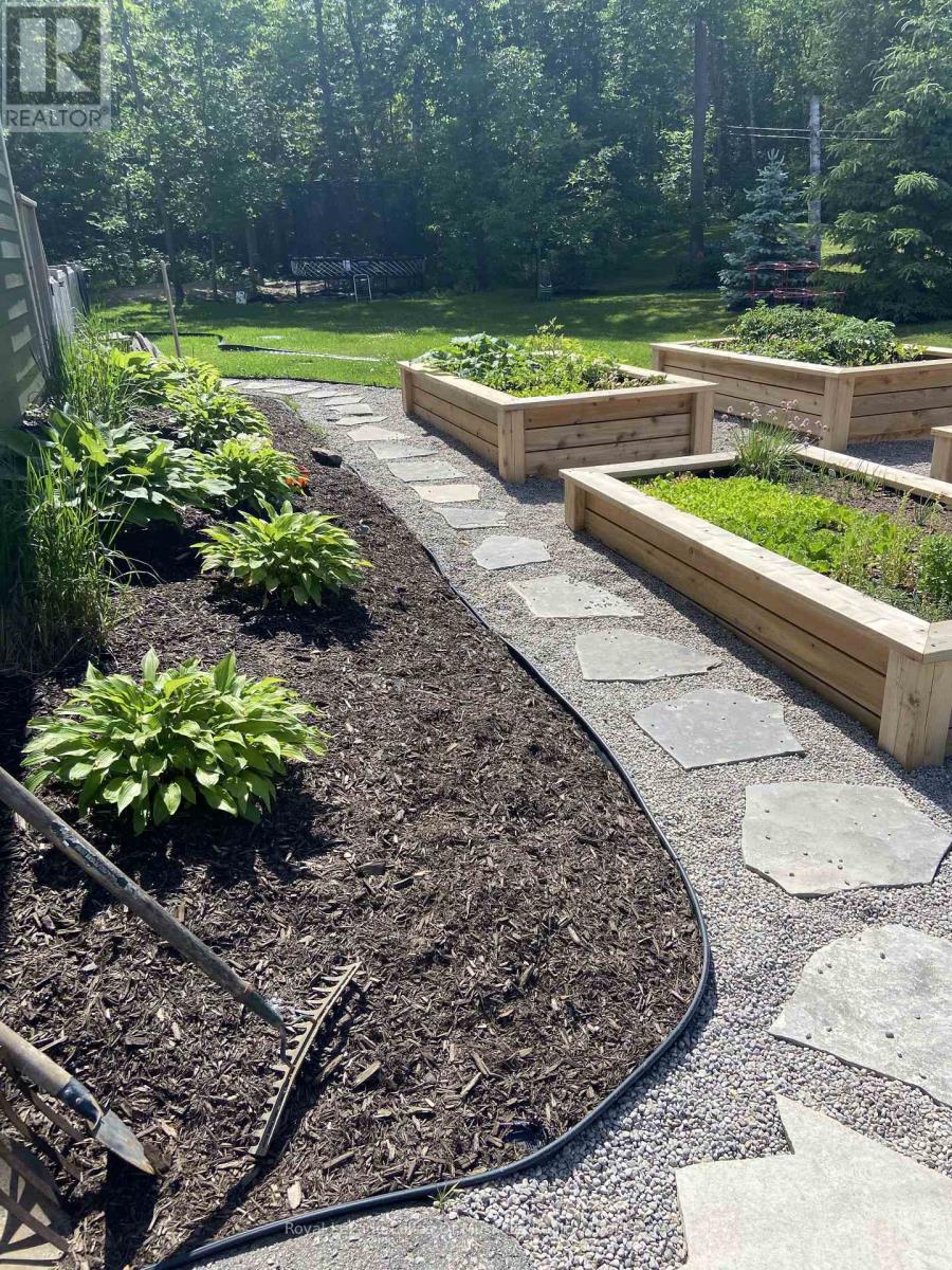 2029 Elana Drive, Severn, Ontario  L3V 0C1 - Photo 50 - S12975916