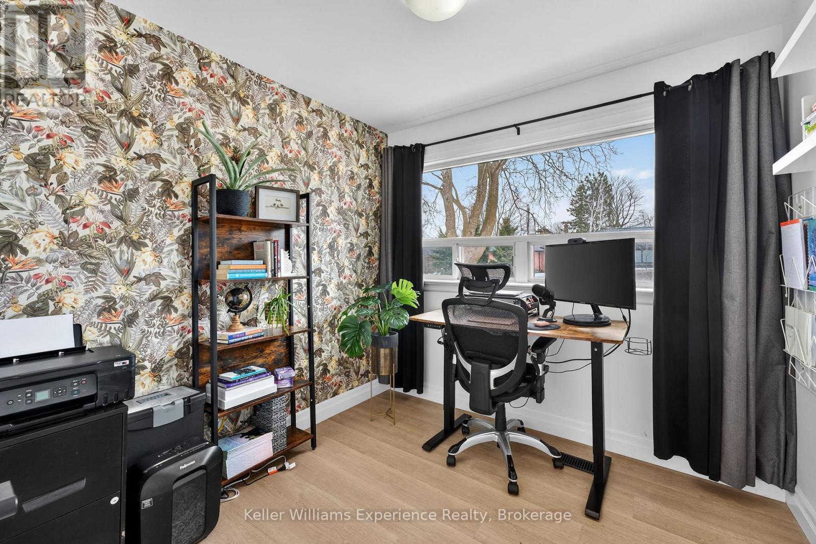 106 Nelson Street, Barrie, Ontario  L4M 4K7 - Photo 22 - S12976056