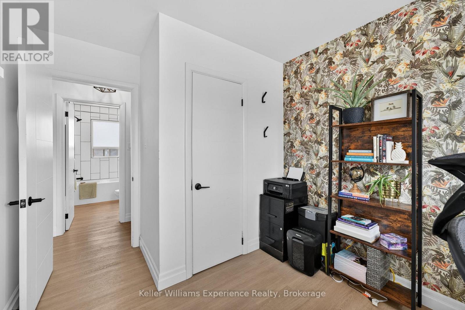 106 Nelson Street, Barrie, Ontario  L4M 4K7 - Photo 23 - S12976056