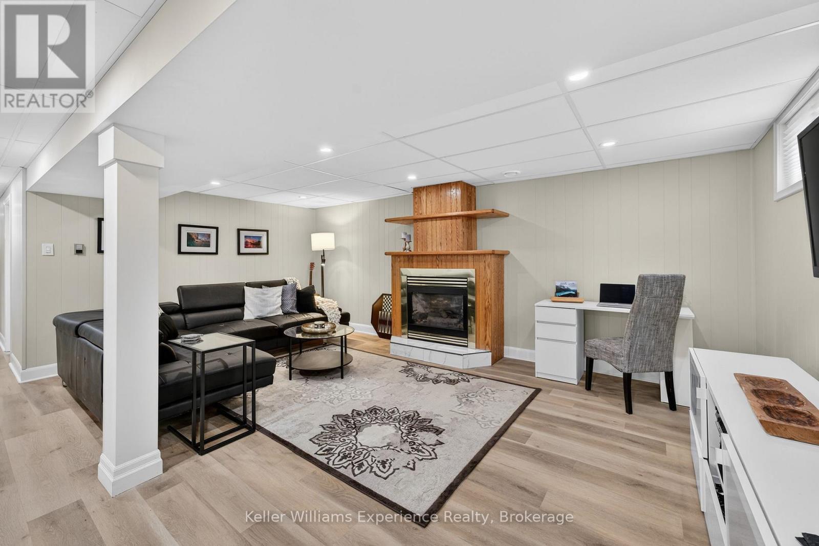 106 Nelson Street, Barrie, Ontario  L4M 4K7 - Photo 31 - S12976056