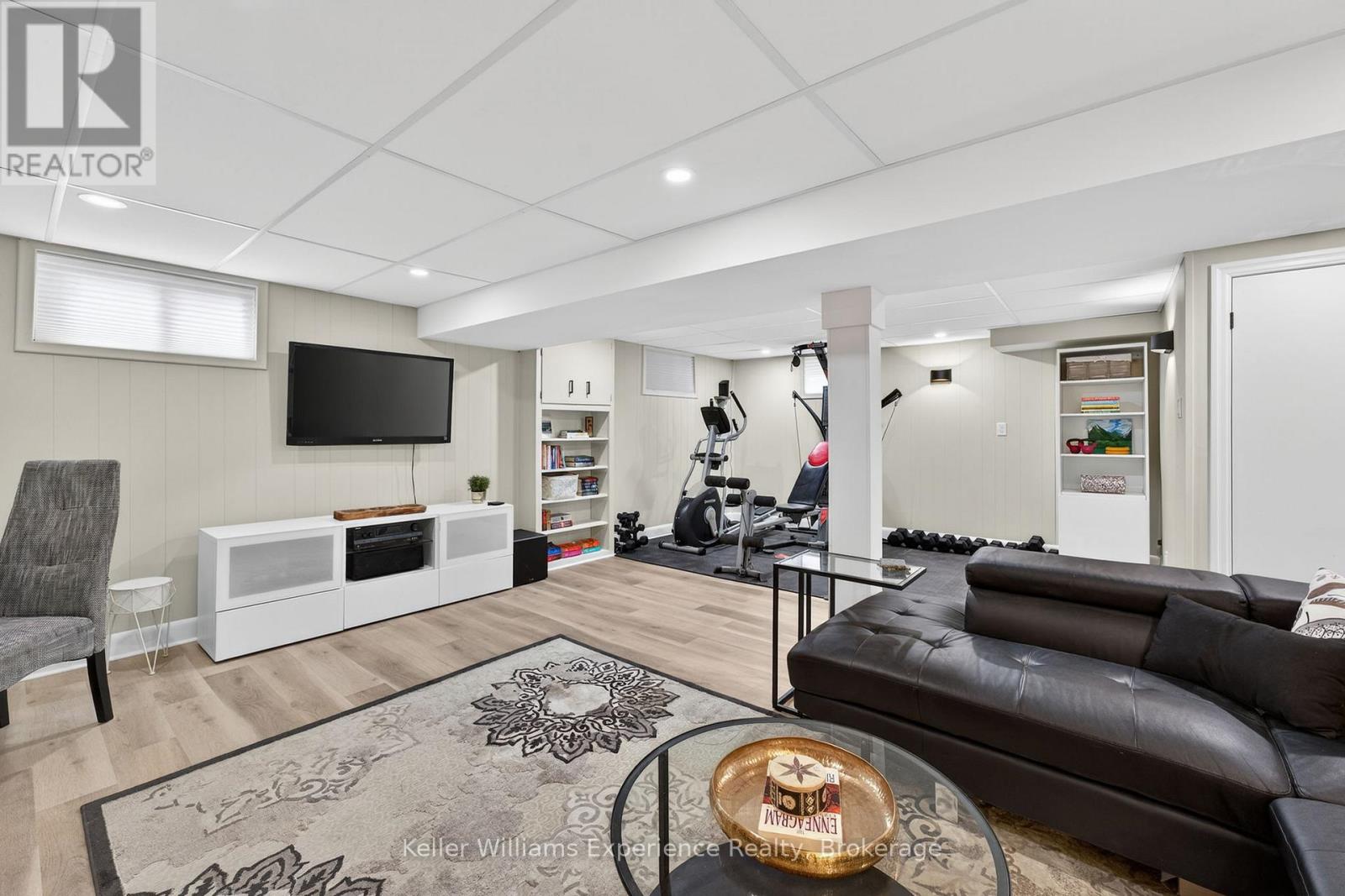 106 Nelson Street, Barrie, Ontario  L4M 4K7 - Photo 33 - S12976056