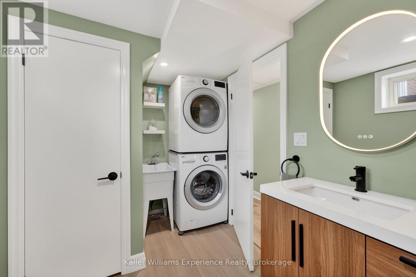 106 Nelson Street, Barrie, Ontario  L4M 4K7 - Photo 36 - S12976056