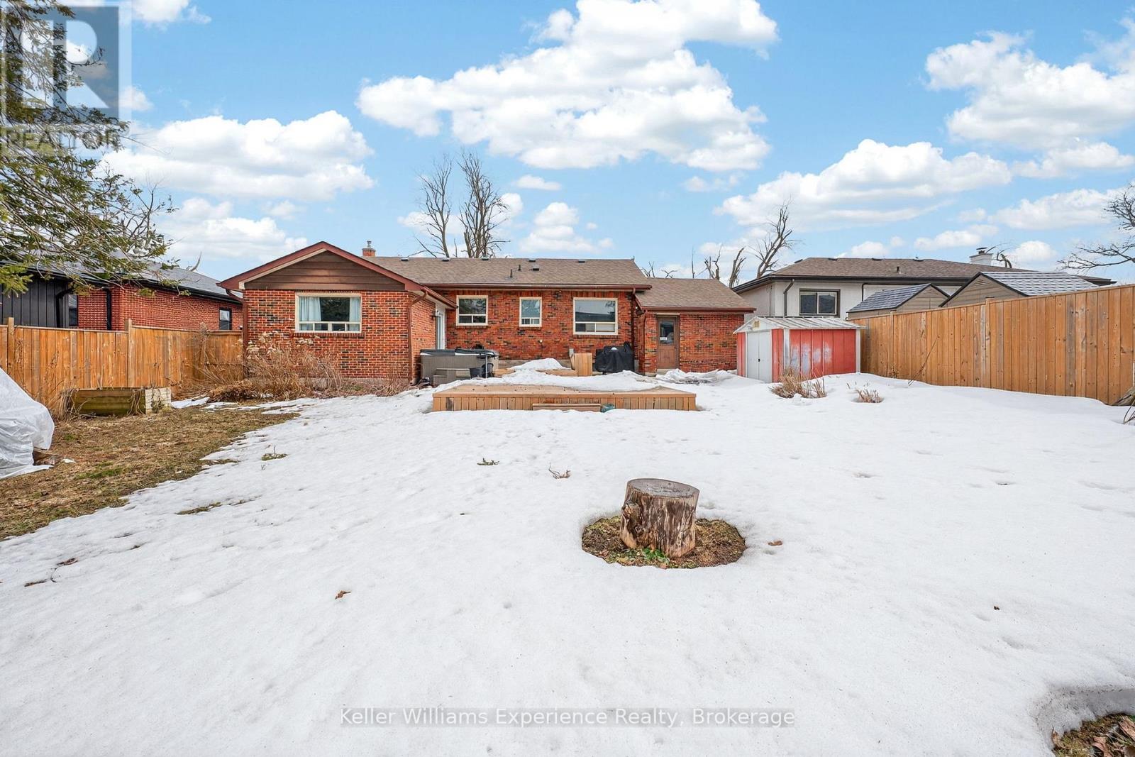 106 Nelson Street, Barrie, Ontario  L4M 4K7 - Photo 40 - S12976056