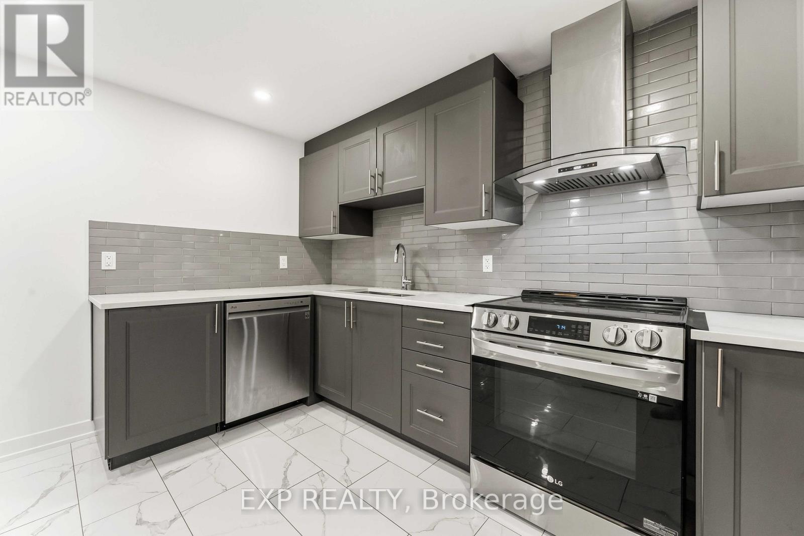 212 Reisling Way, Ottawa, Ontario  K1T 0X1 - Photo 45 - X12794718