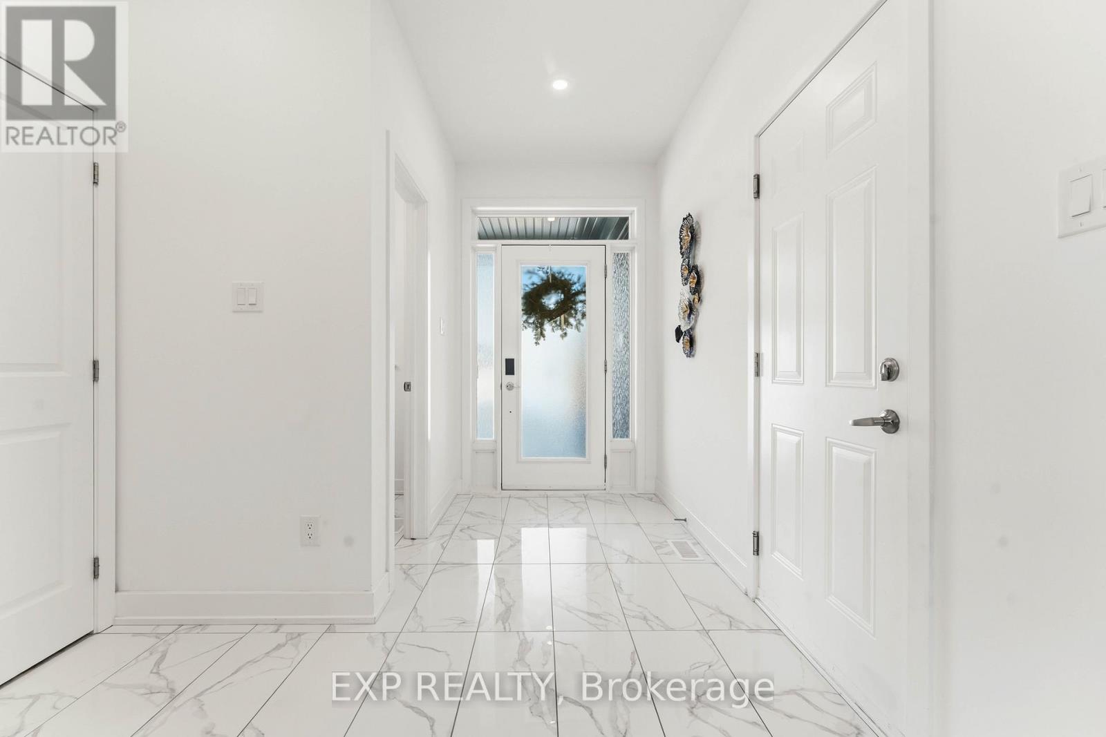 212 Reisling Way, Ottawa, Ontario  K1T 0X1 - Photo 3 - X12794718