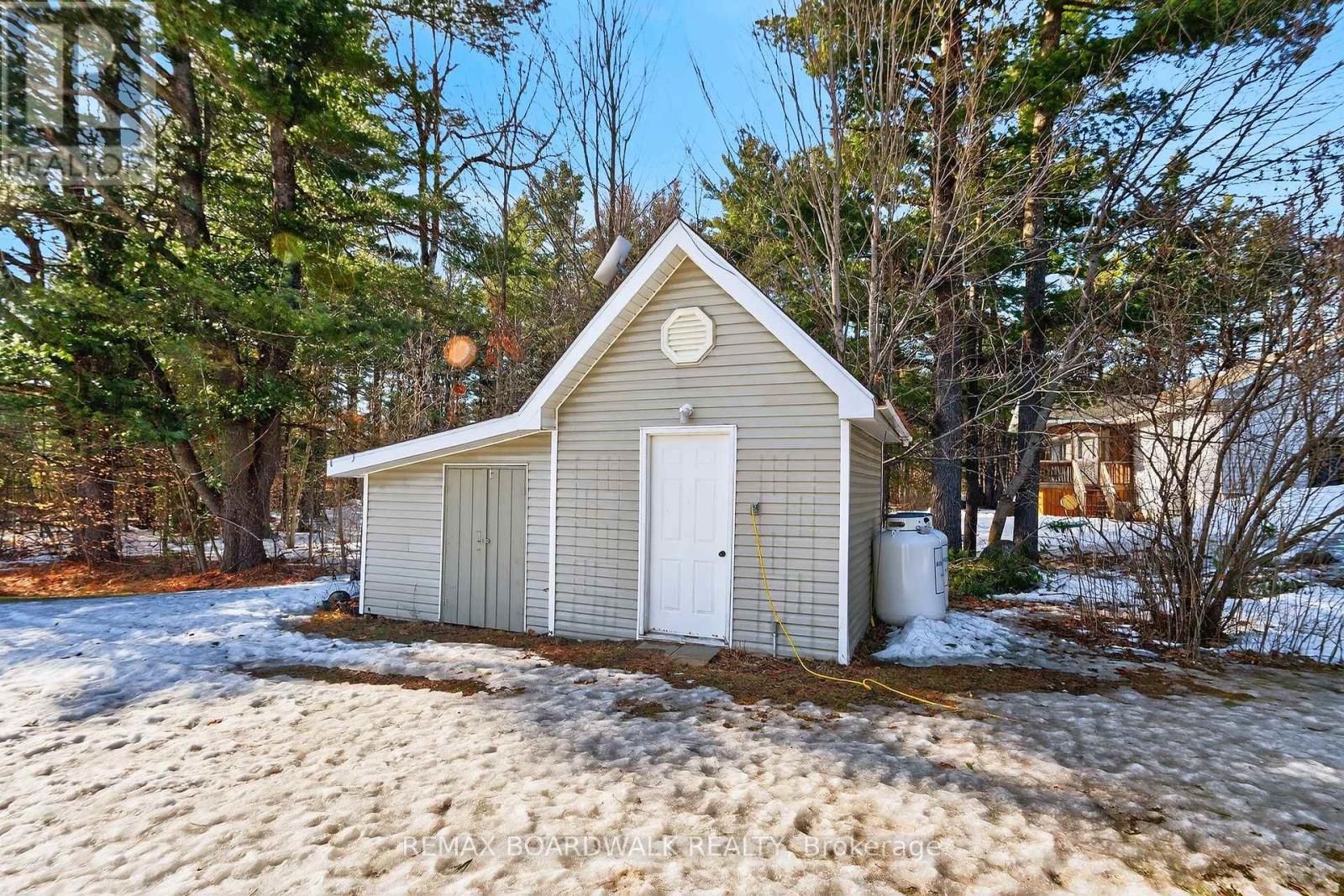 551 Mclachlan Road, Mcnab/braeside, Ontario  K0A 3L0 - Photo 37 - X12871872