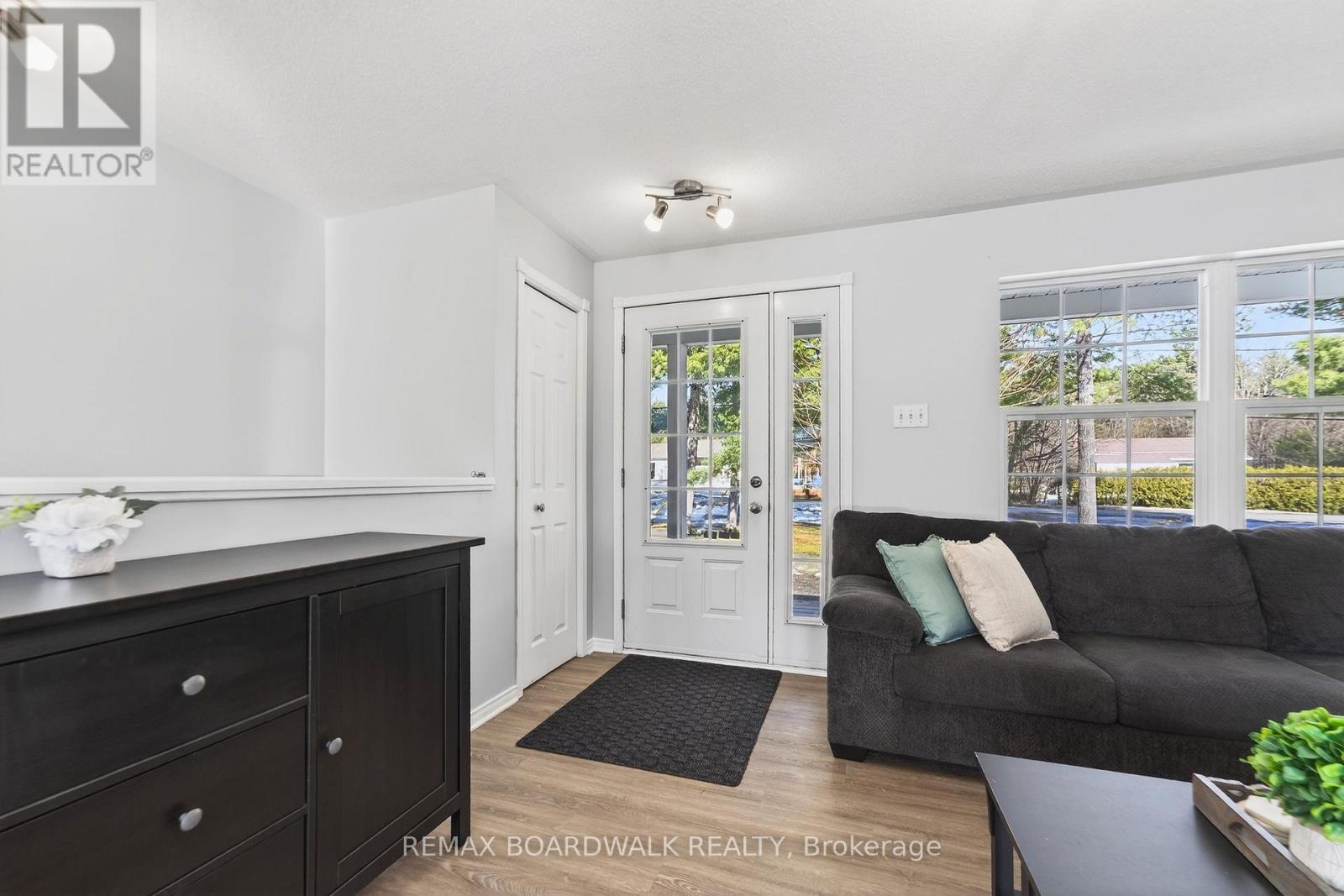 551 Mclachlan Road, Mcnab/braeside, Ontario  K0A 3L0 - Photo 5 - X12871872