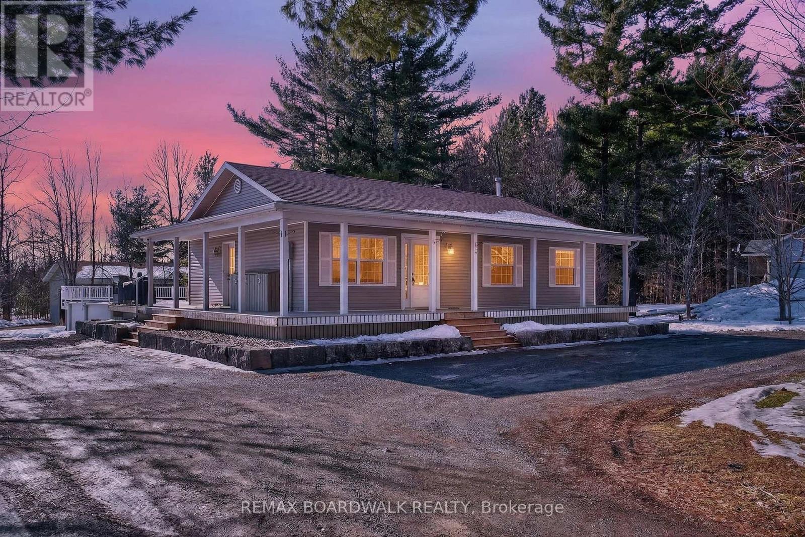 551 Mclachlan Road, Mcnab/braeside, Ontario  K0A 3L0 - Photo 43 - X12871872