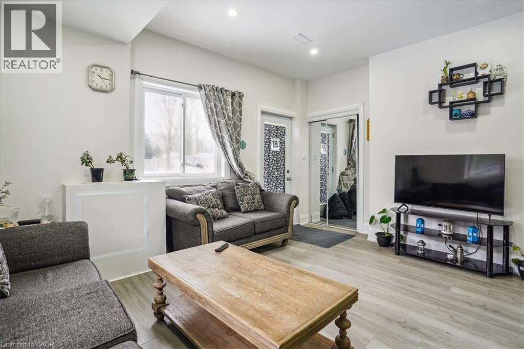 251 King Street E, Stoney Creek, Ontario  L8G 1L9 - Photo 22 - 40818828