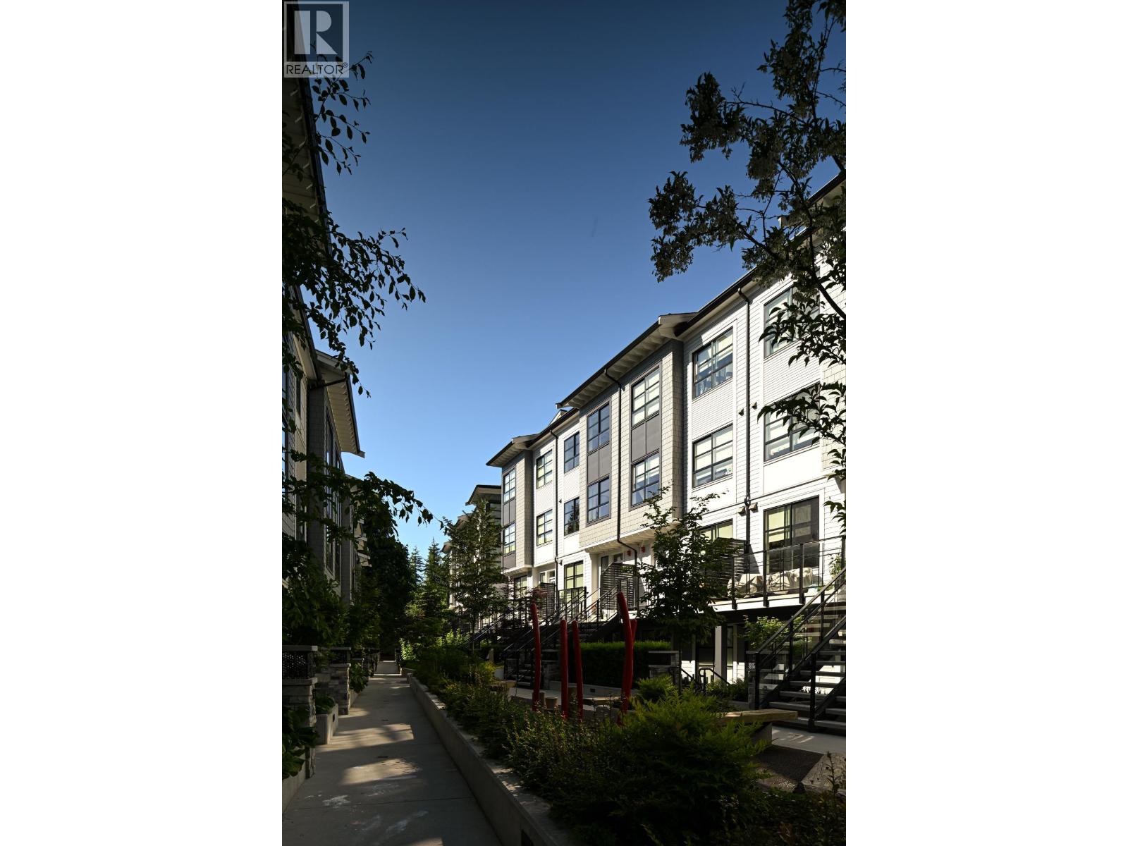 126 2045 Heritage Park Lane, North Vancouver, British Columbia  V7H 0E3 - Photo 35 - R3109102