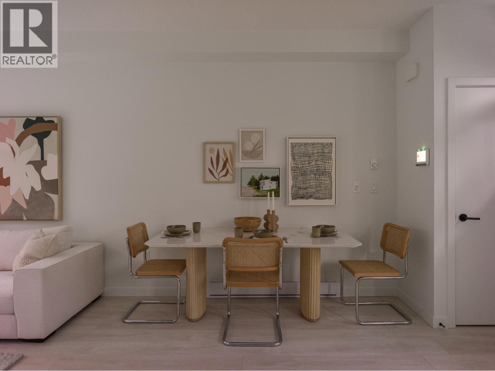 126 2045 Heritage Park Lane, North Vancouver, British Columbia  V7H 0E3 - Photo 5 - R3109102