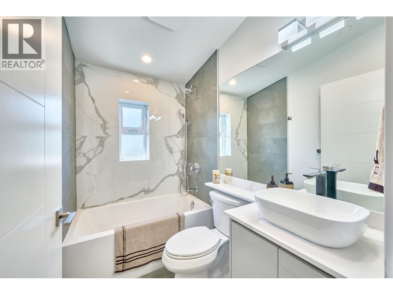 810 E 51st Avenue, Vancouver, British Columbia  V5X 1E5 - Photo 12 - R3109105