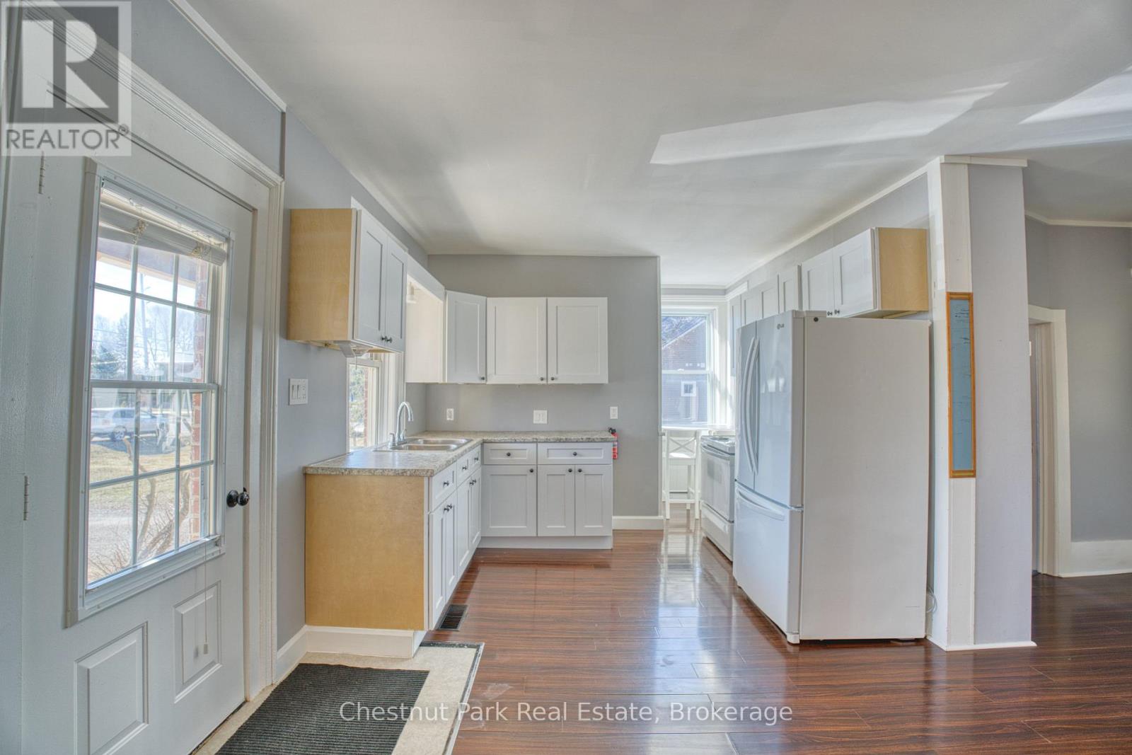 319928 Kemble Rock Road, Georgian Bluffs, Ontario  N0H 1S0 - Photo 6 - X12975908