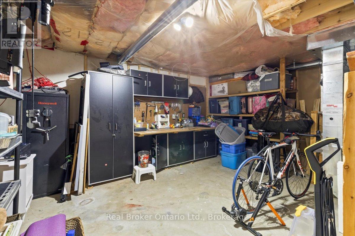 40 Arthur Street W, Minto, Ontario  N0G 1Z0 - Photo 19 - X12975954