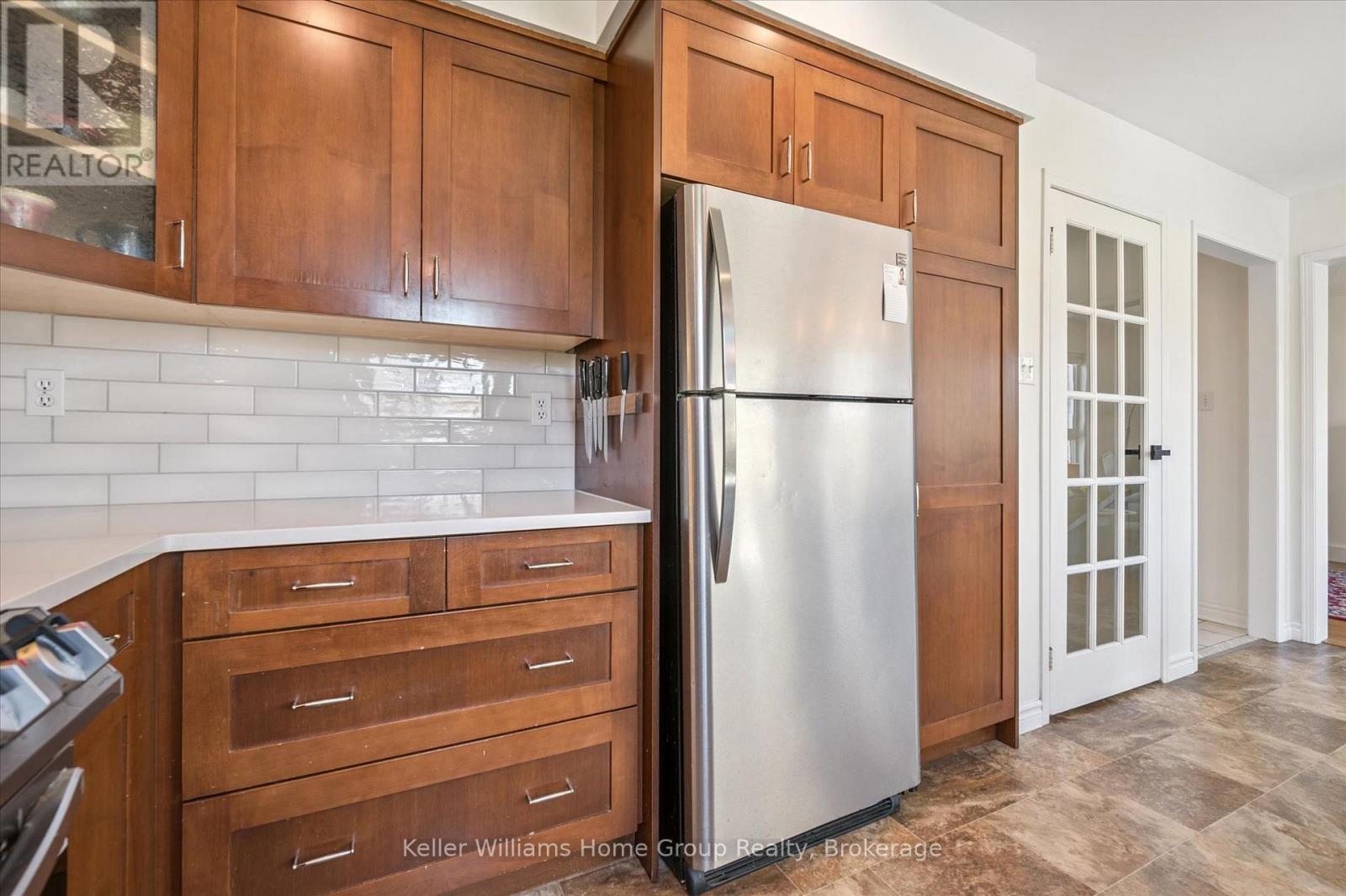 304 Daniel Crescent, Centre Wellington, Ontario  N0B 1S0 - Photo 16 - X12975996