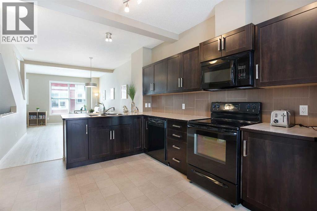 236 New Brighton Row Se, Calgary, Alberta  T2Z 1B9 - Photo 6 - A2281963