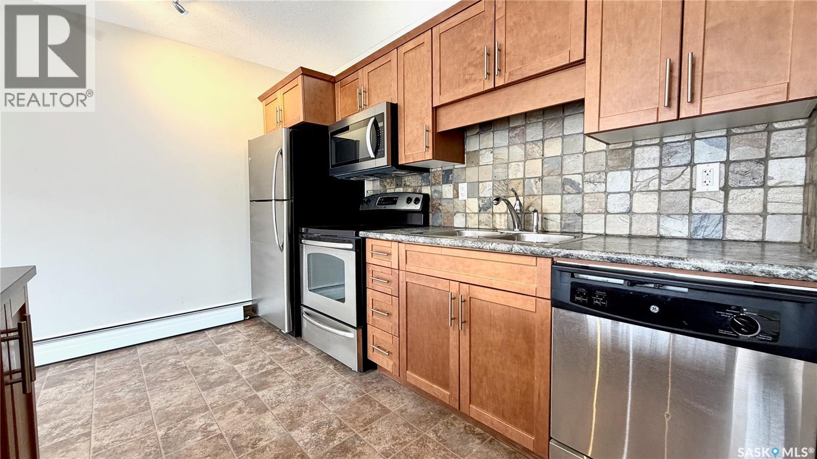 303 2613 Broadway Avenue, Saskatoon, Saskatchewan  S7J 0Z7 - Photo 7 - SK032401