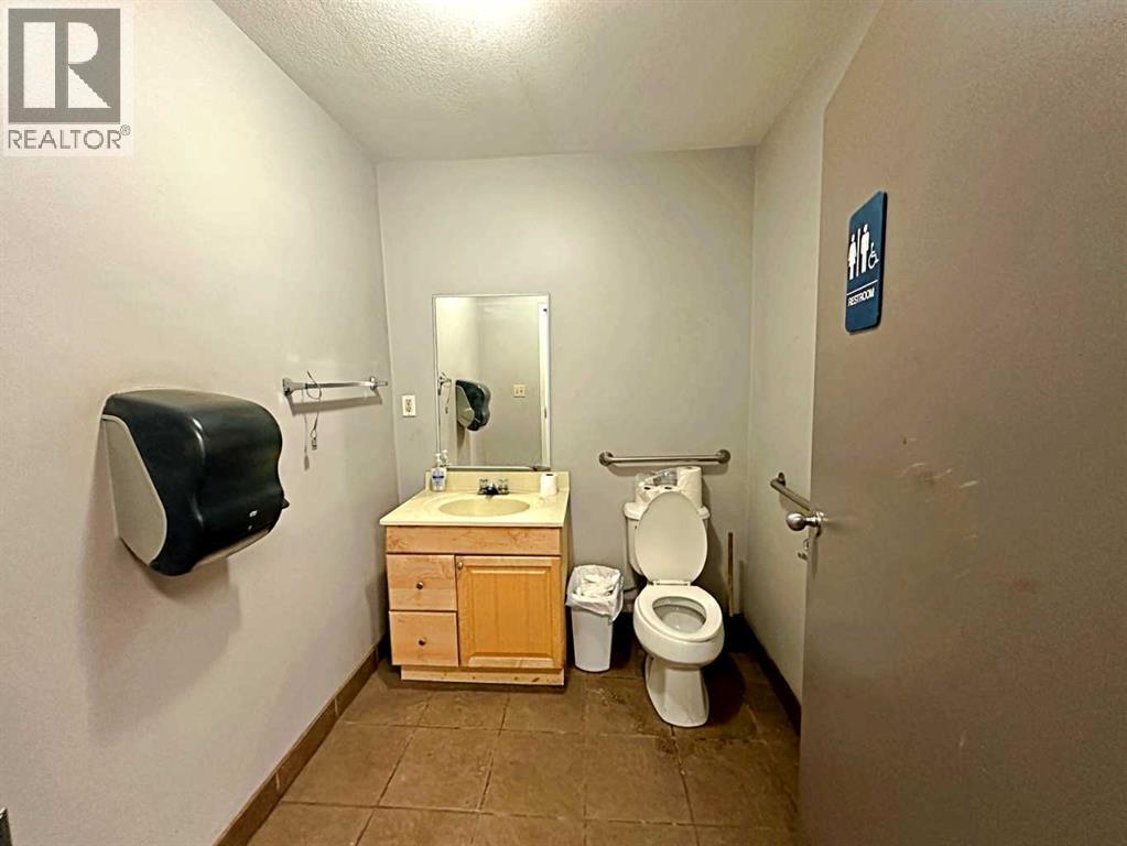 145 Macdonald Crescent, Fort Mcmurray, Alberta  T9H 4B3 - Photo 35 - A2281191