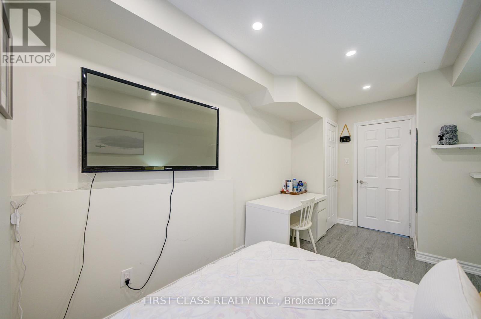 322 Delray Drive, Markham, Ontario  L6E 0R2 - Photo 32 - N12974152