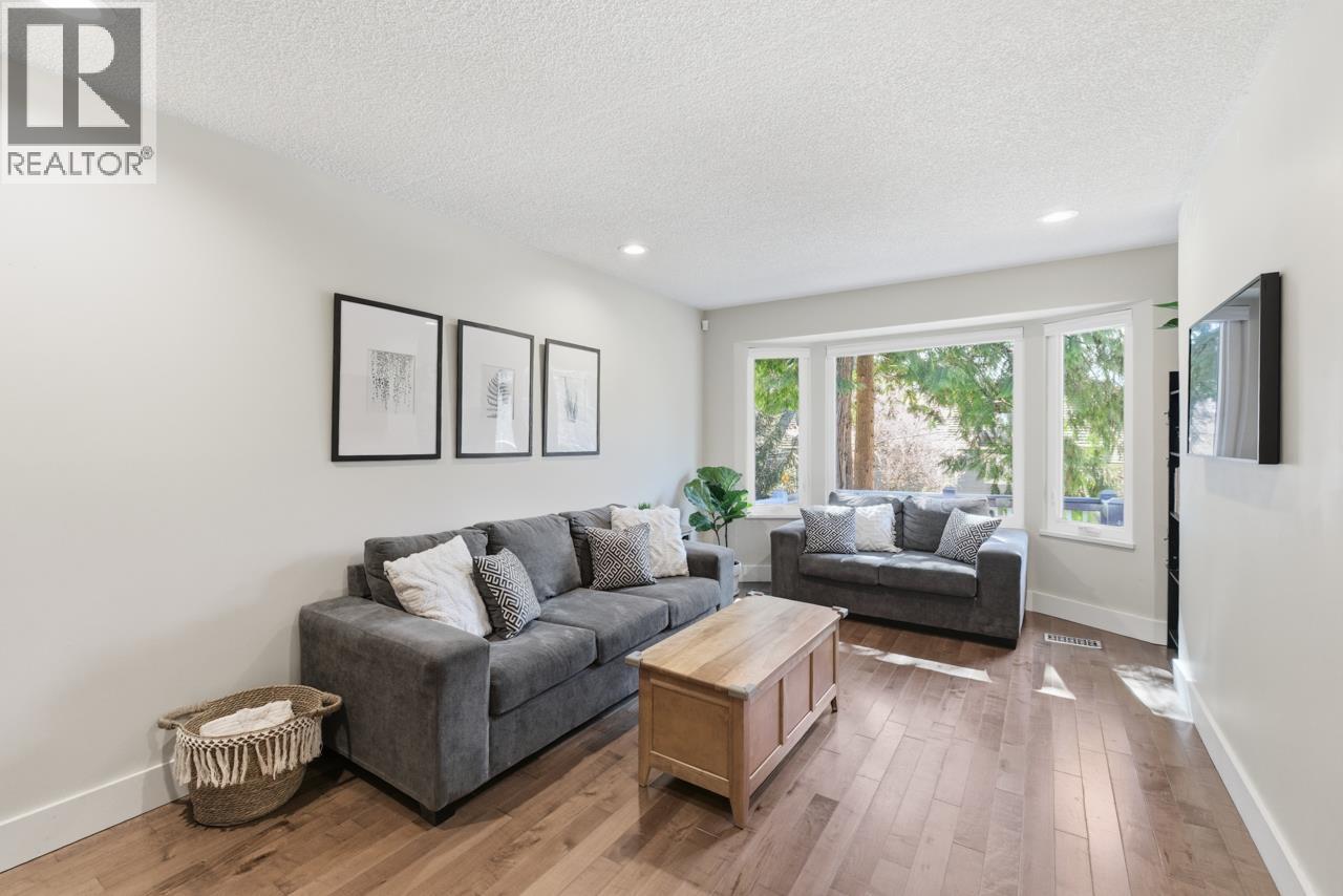 1762 Evelyn Street, North Vancouver, British Columbia  V7K 1V1 - Photo 5 - R3109115