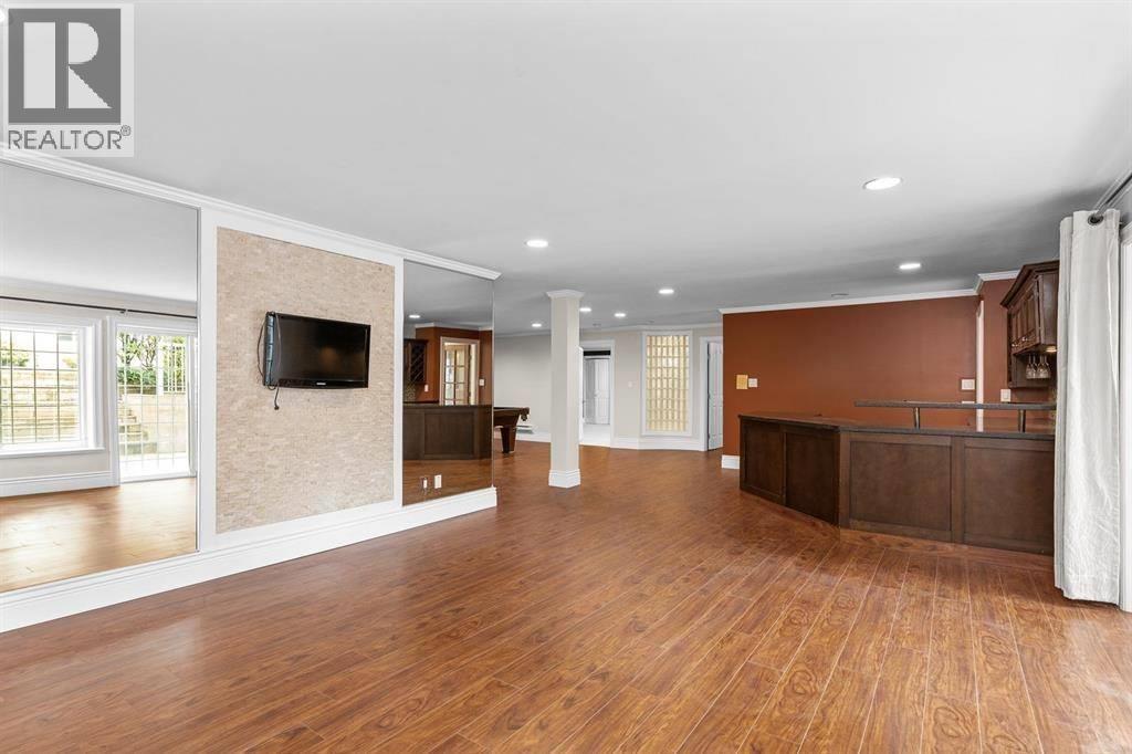 Basement 6968 Churchill Street, Vancouver, British Columbia  V6P 5B3 - Photo 3 - R3109126