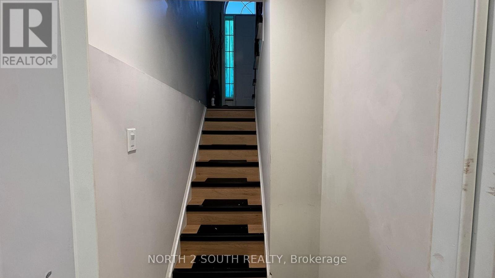 Bsmt - 29 Gore Drive, Barrie, Ontario  L4N 8L3 - Photo 15 - S12913312