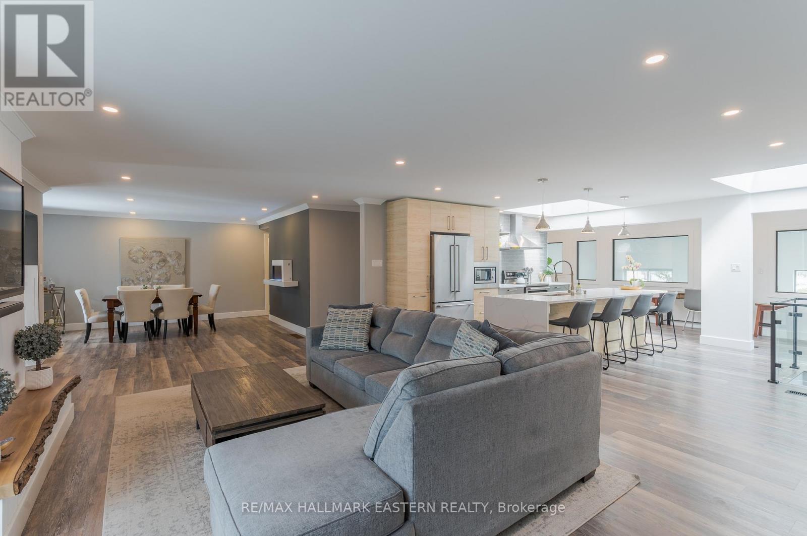 6 Weller Crescent, Peterborough, Ontario  K9J 6J5 - Photo 9 - X12976078