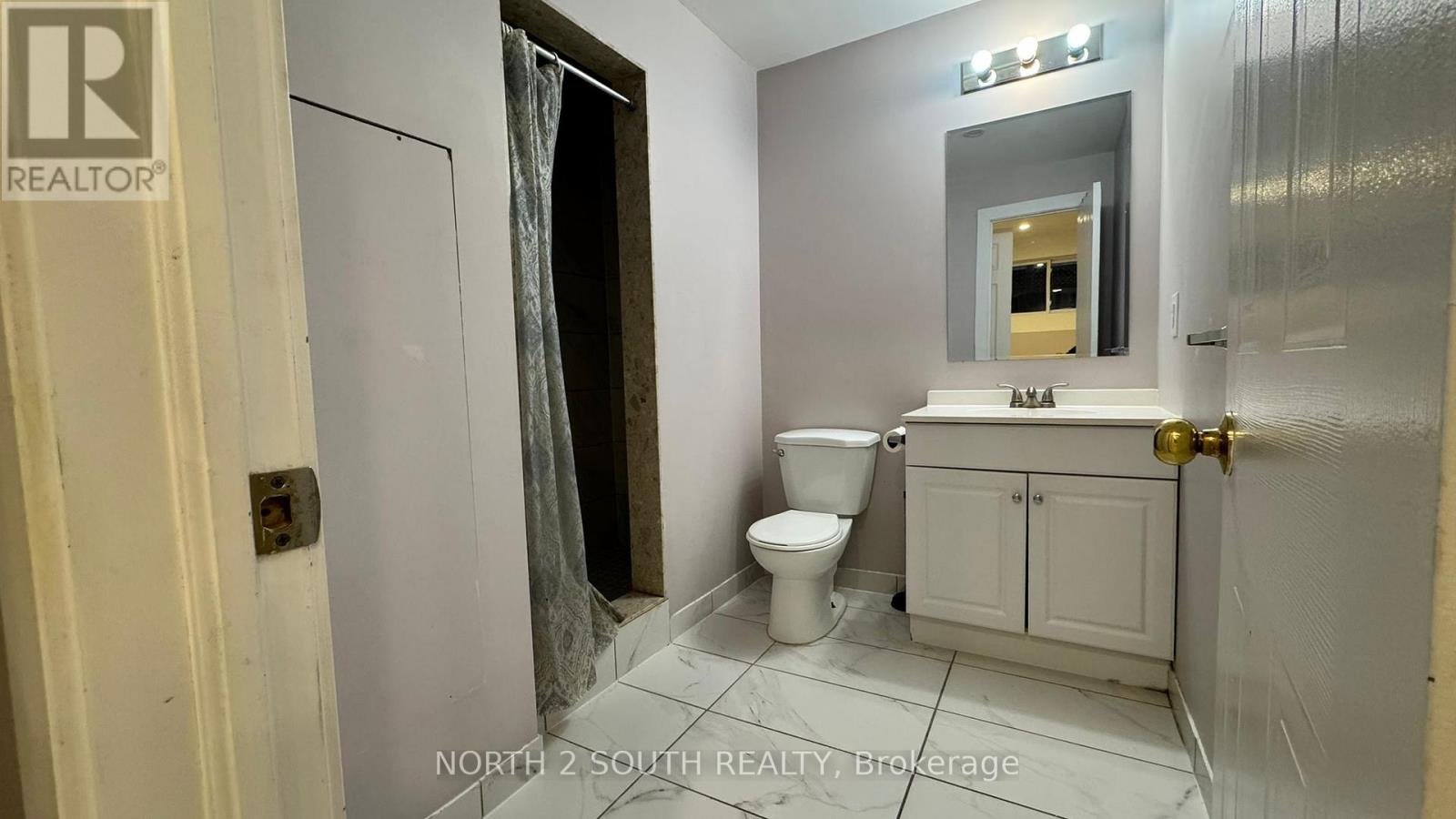 Bsmt - 29 Gore Drive, Barrie, Ontario  L4N 8L3 - Photo 11 - S12913312