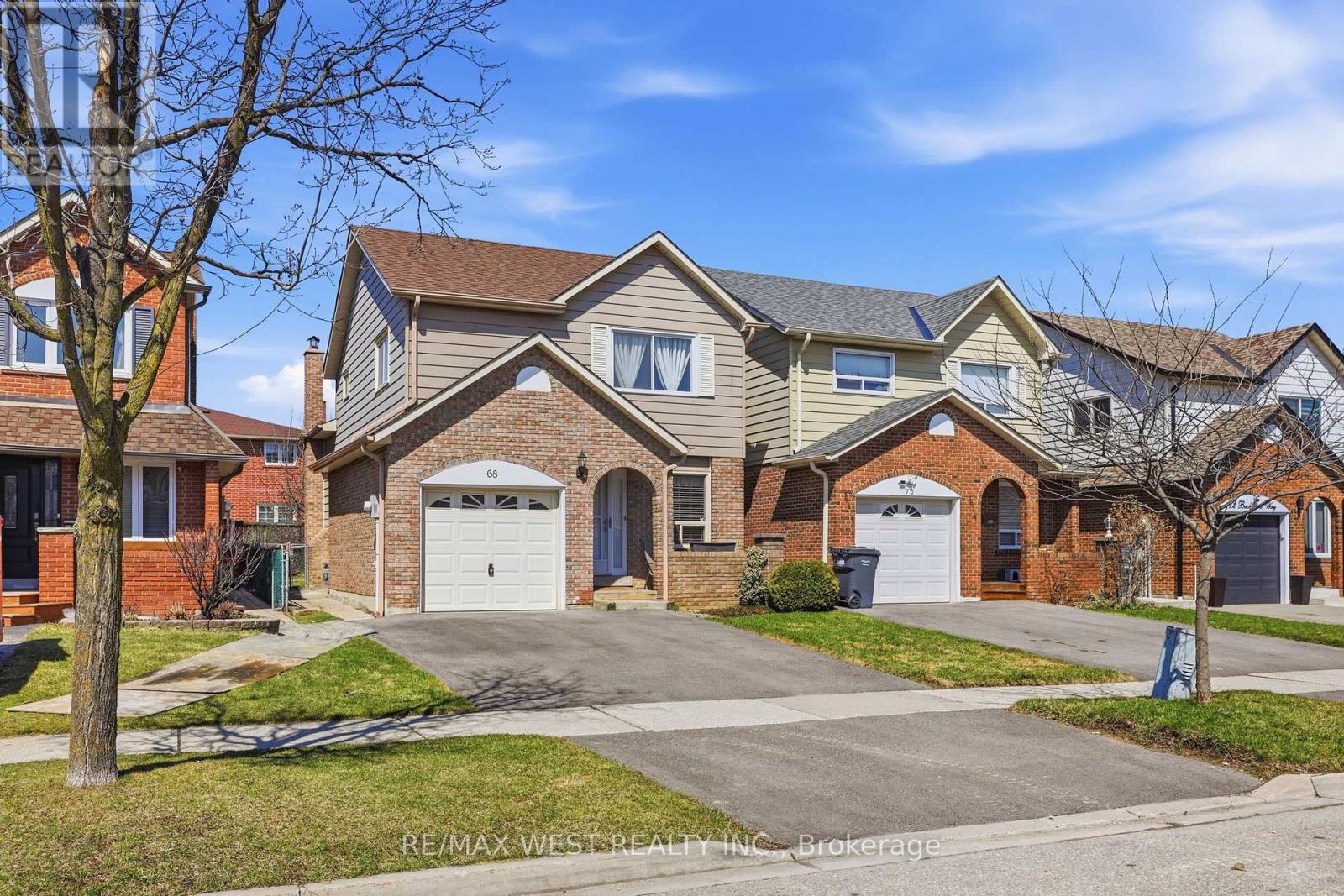 68 Buckland Way, Brampton, Ontario  L6V 3P4 - Photo 2 - W12963978