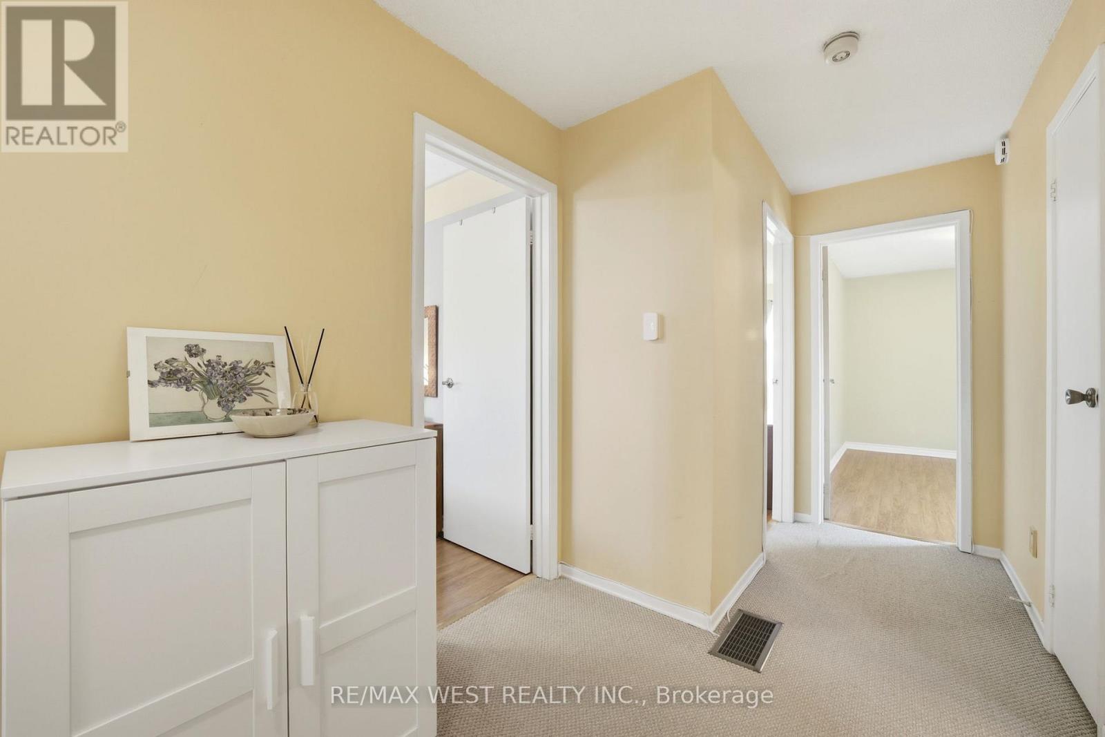 68 Buckland Way, Brampton, Ontario  L6V 3P4 - Photo 22 - W12963978