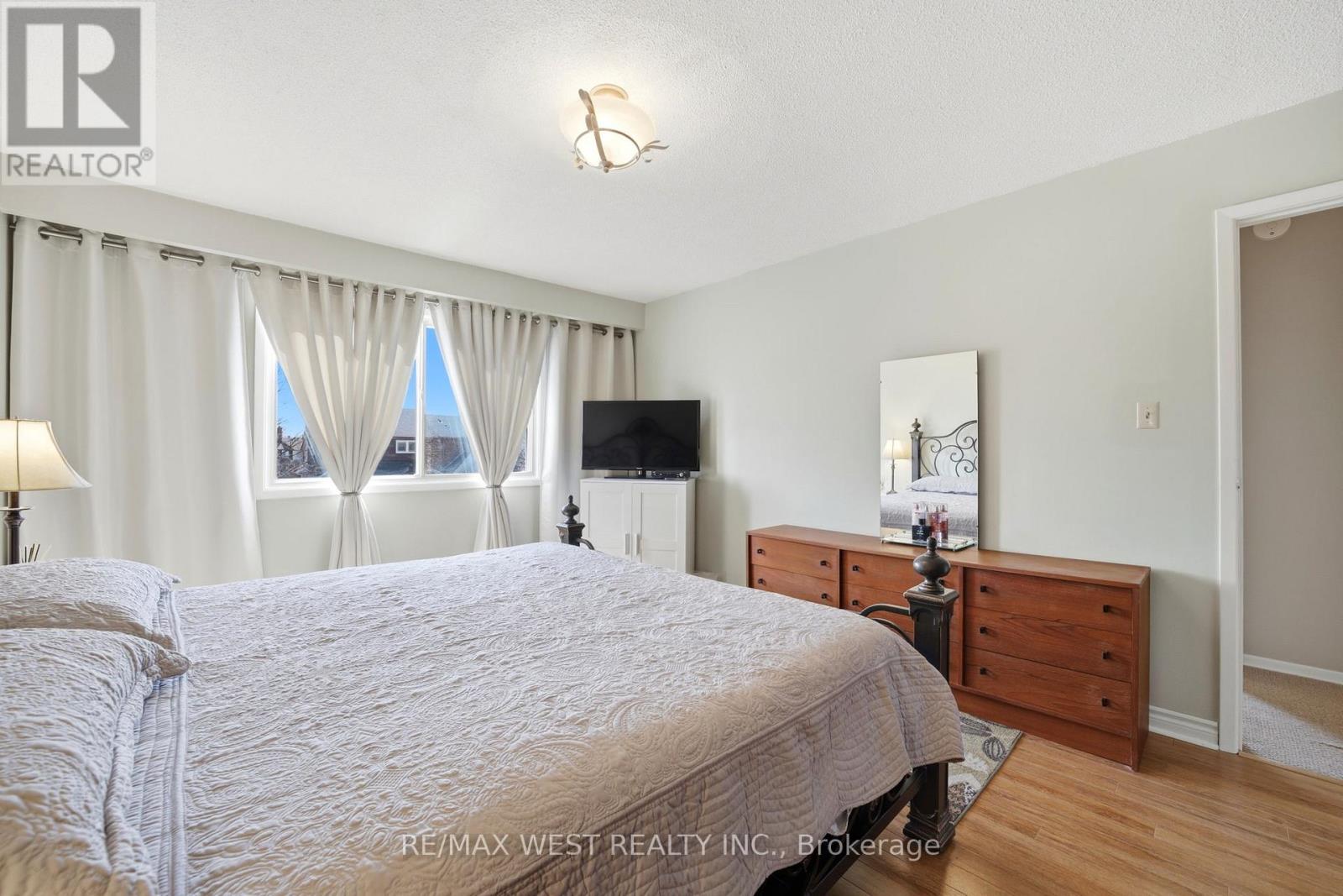 68 Buckland Way, Brampton, Ontario  L6V 3P4 - Photo 26 - W12963978