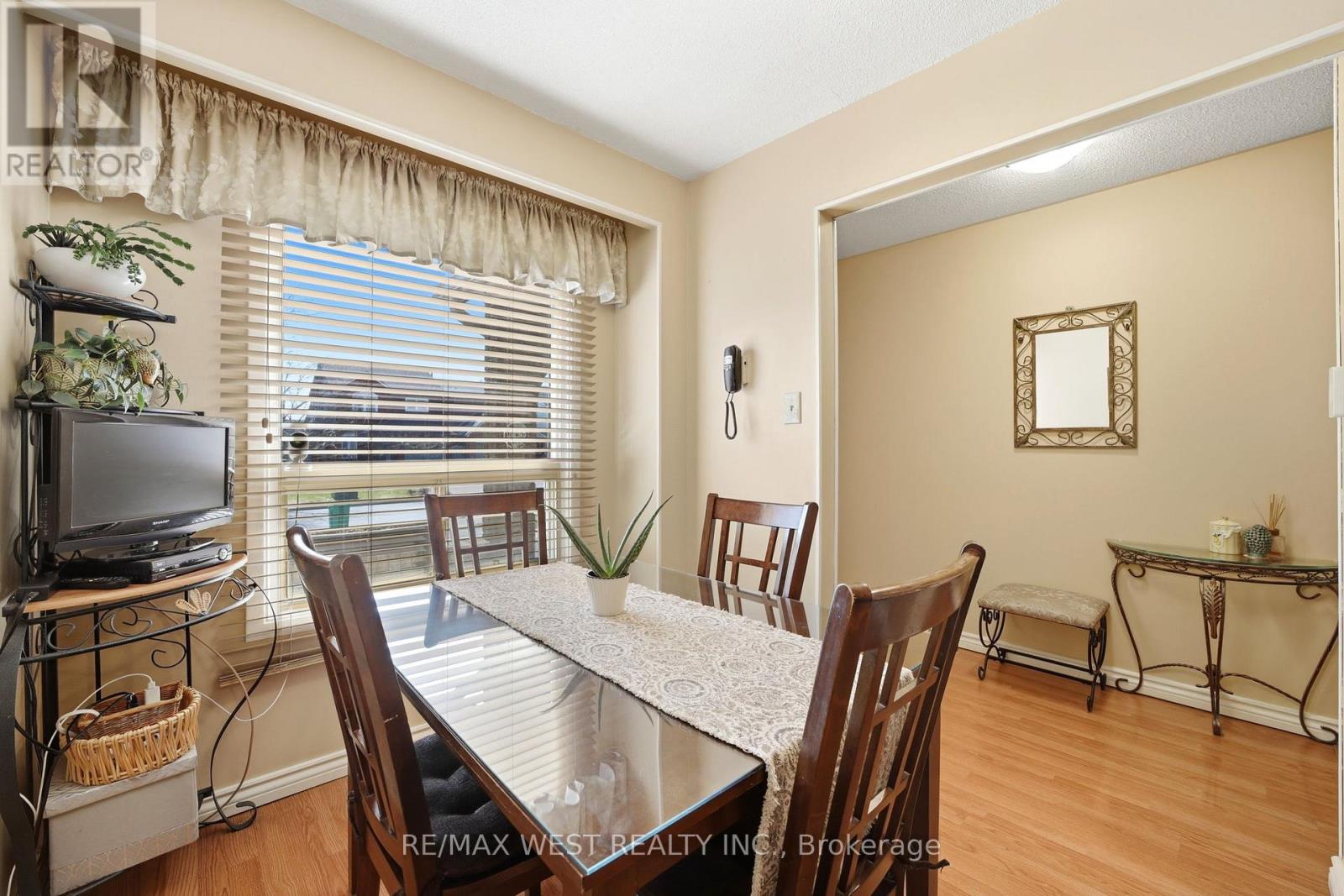 68 Buckland Way, Brampton, Ontario  L6V 3P4 - Photo 14 - W12963978