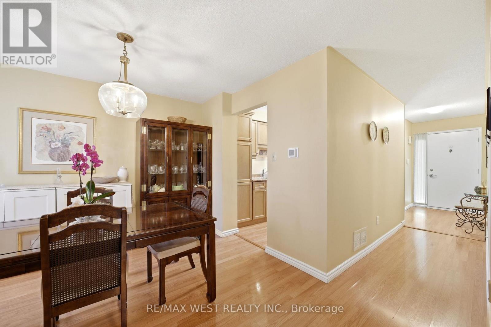 68 Buckland Way, Brampton, Ontario  L6V 3P4 - Photo 18 - W12963978