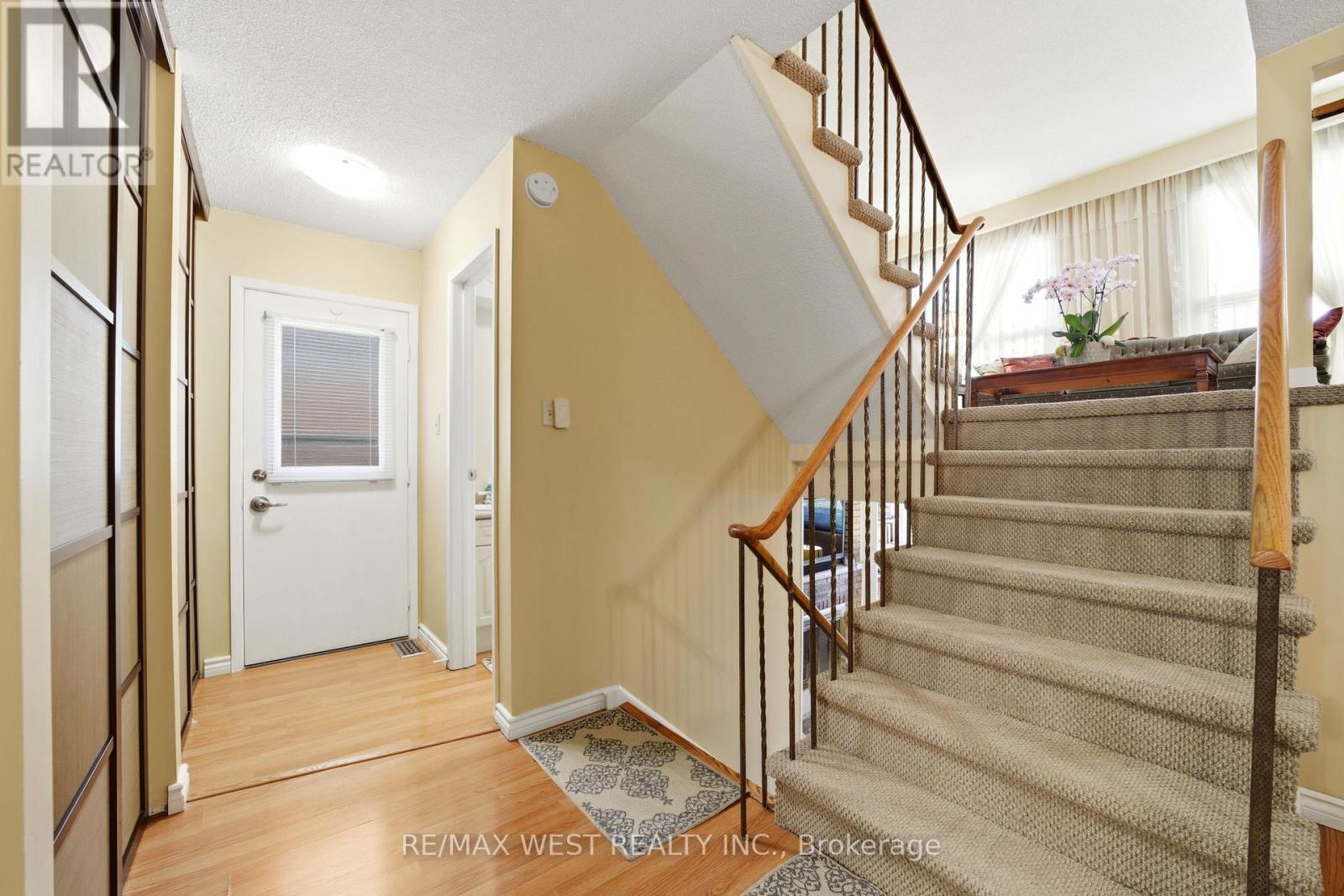 68 Buckland Way, Brampton, Ontario  L6V 3P4 - Photo 19 - W12963978