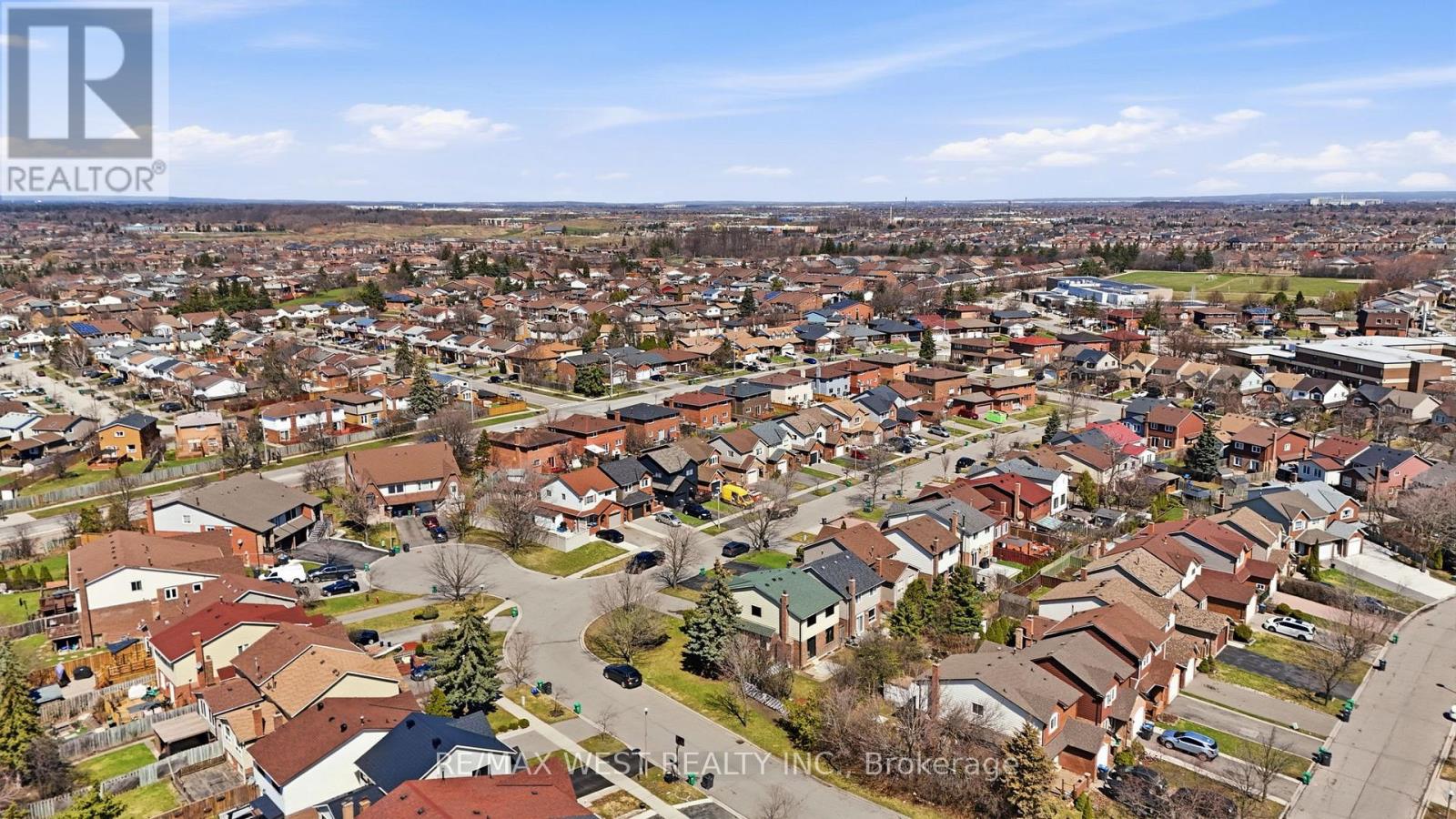 68 Buckland Way, Brampton, Ontario  L6V 3P4 - Photo 49 - W12963978