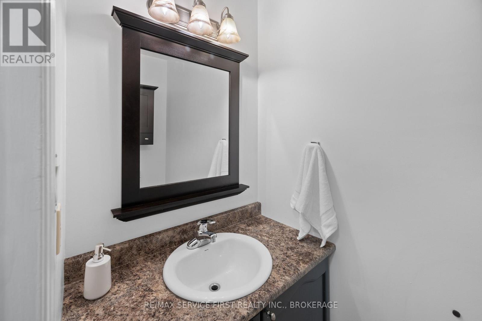 199 Splinter Court, Kingston, Ontario  K7M 7Z3 - Photo 16 - X12890832