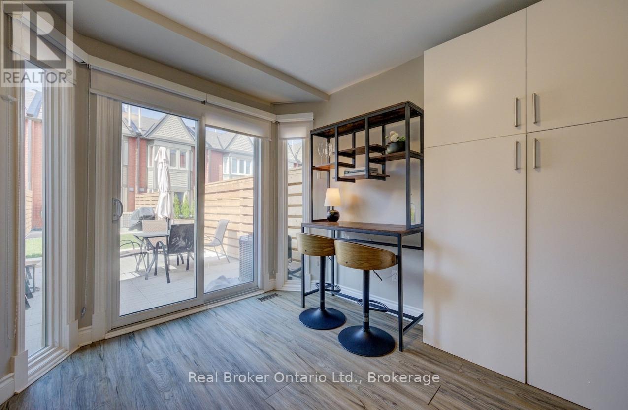 617 - 895 Maple Avenue, Burlington, Ontario  L7S 2H7 - Photo 20 - W12975838