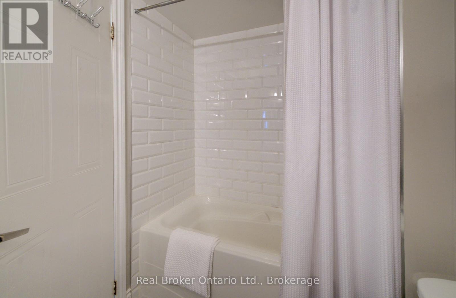 617 - 895 Maple Avenue, Burlington, Ontario  L7S 2H7 - Photo 30 - W12975838