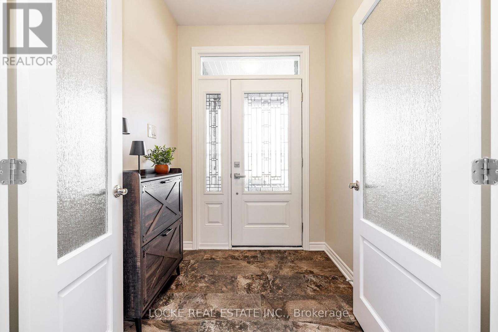 168 Minoterie Ridge, Ottawa, Ontario  K4A 0Y6 - Photo 4 - X12975842