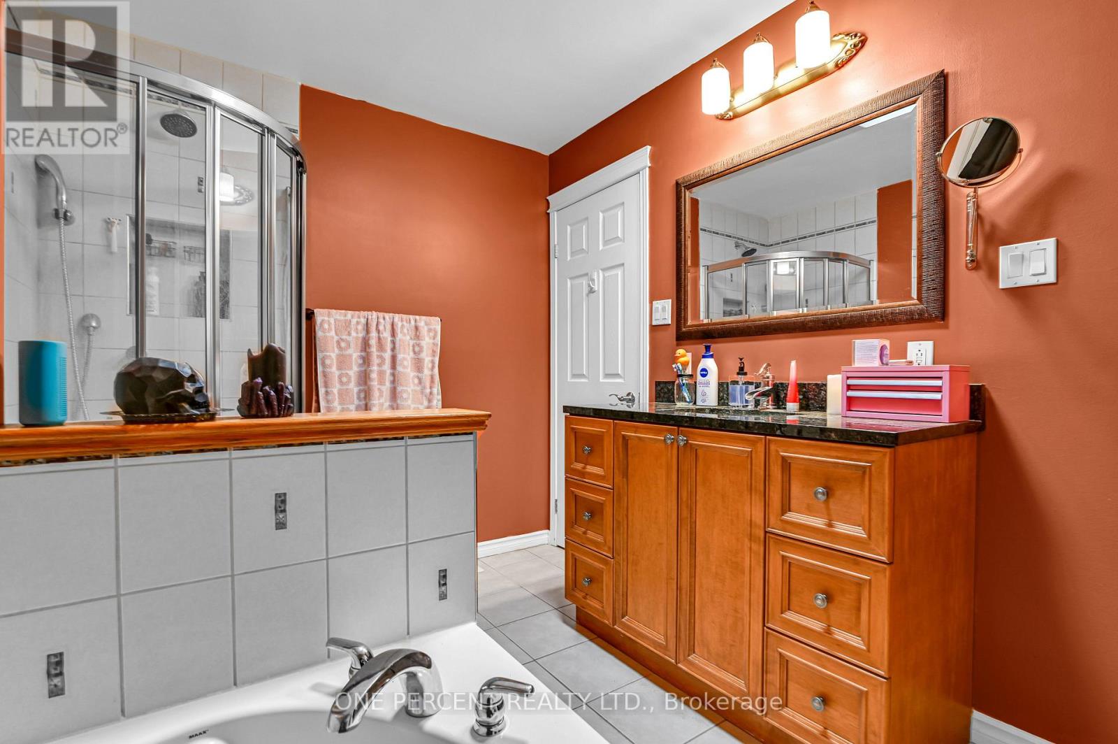 311 Southcrest Private, Ottawa, Ontario  K1V 2B7 - Photo 21 - X12975854