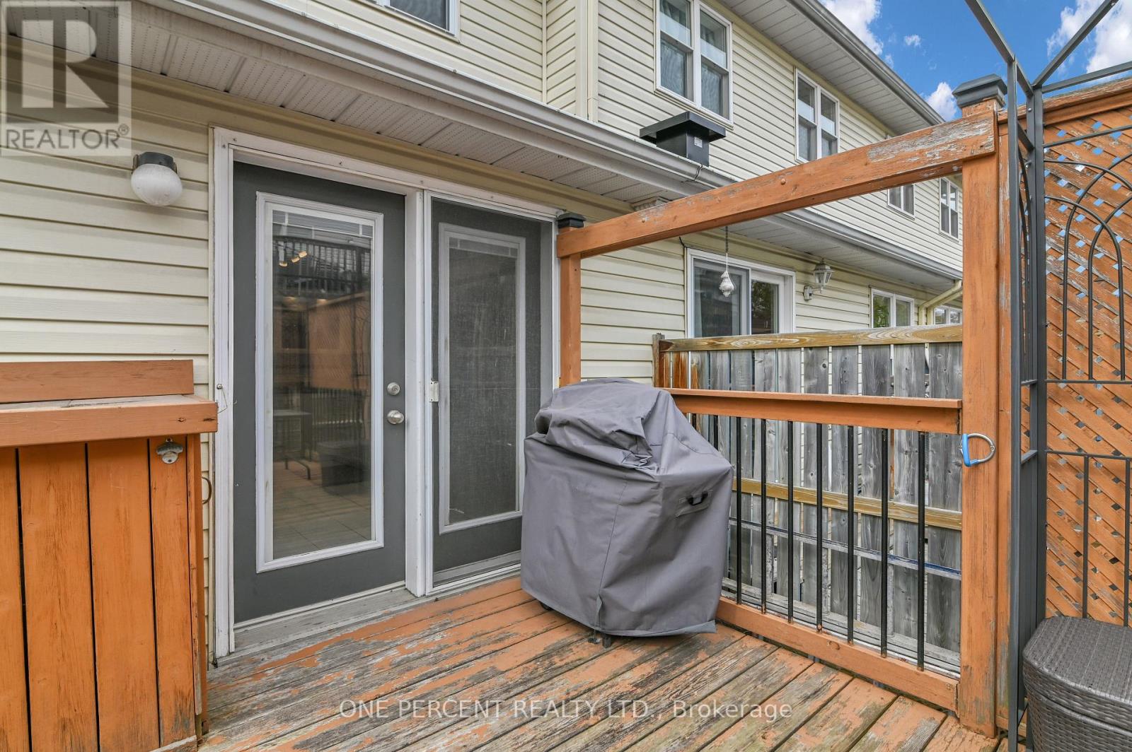311 Southcrest Private, Ottawa, Ontario  K1V 2B7 - Photo 31 - X12975854