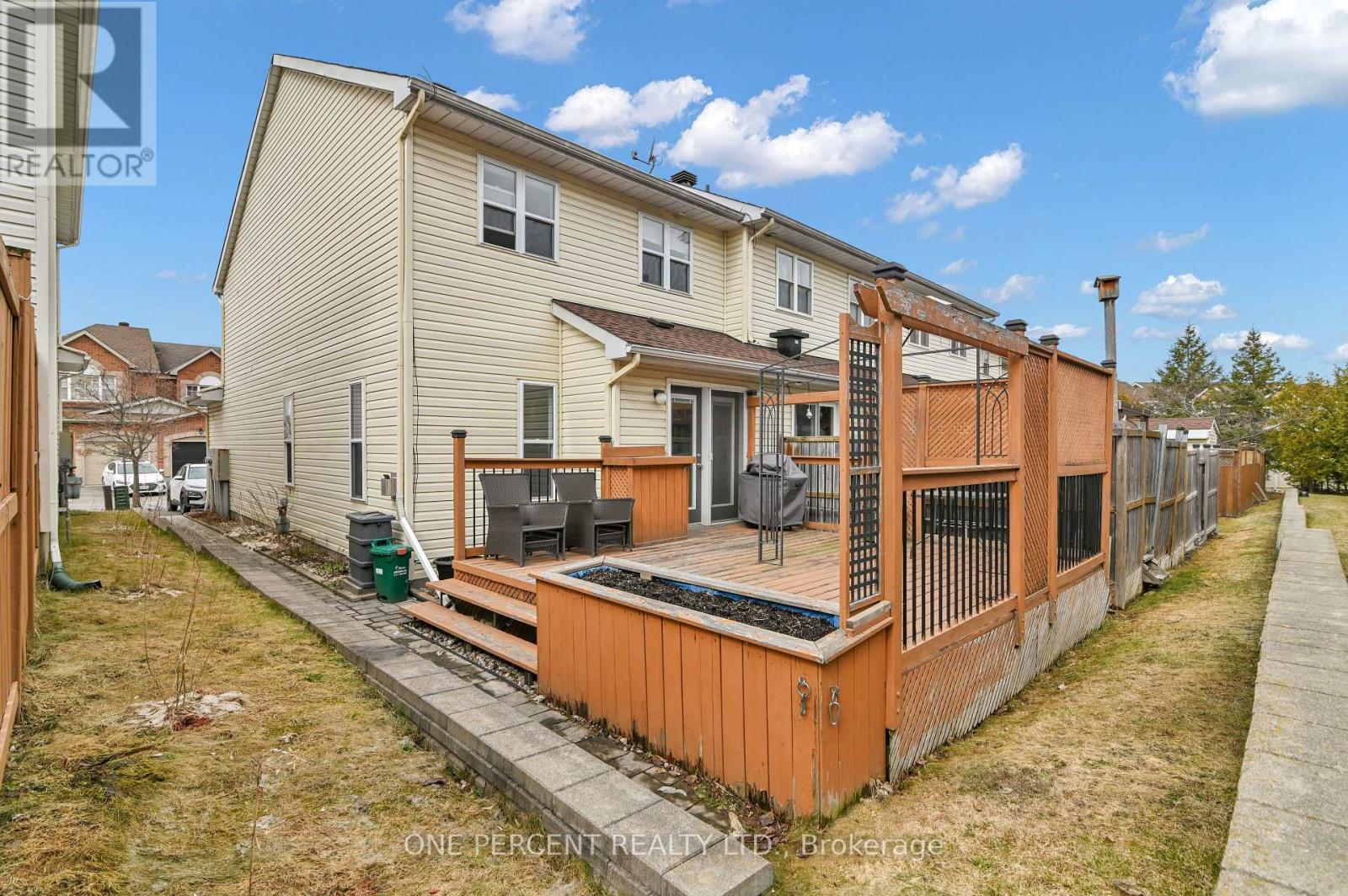 311 Southcrest Private, Ottawa, Ontario  K1V 2B7 - Photo 34 - X12975854