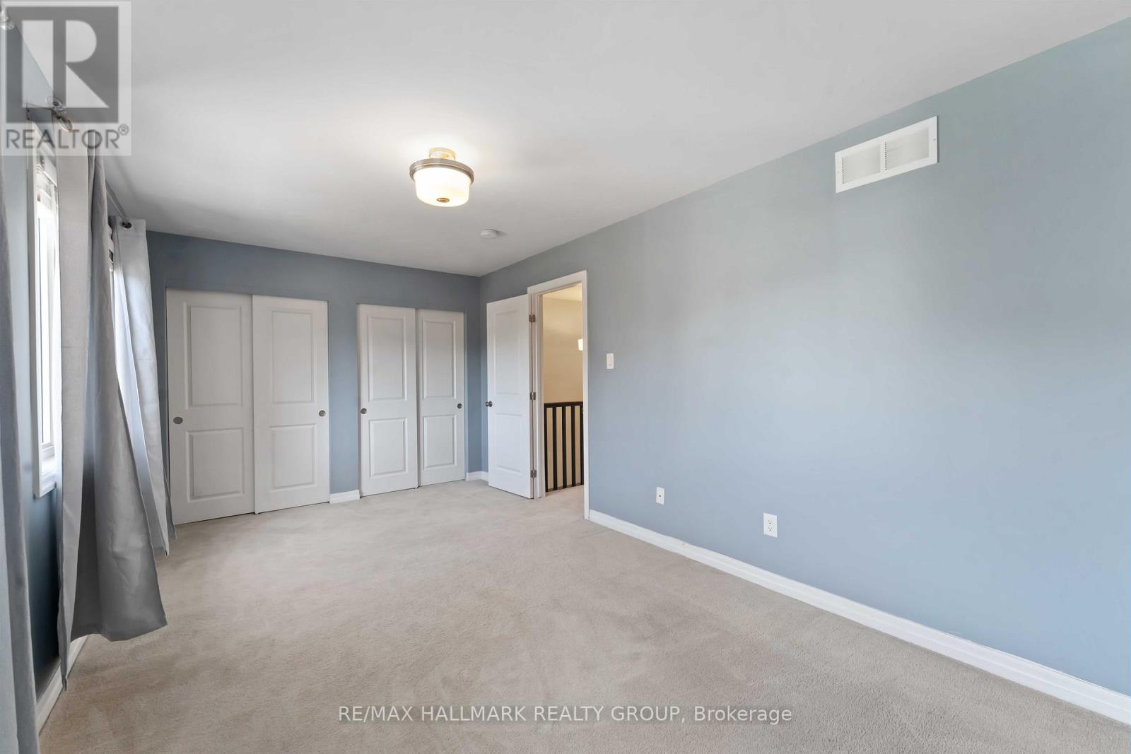 900 Littlerock Street, Ottawa, Ontario  K1T 0N2 - Photo 16 - X12975864